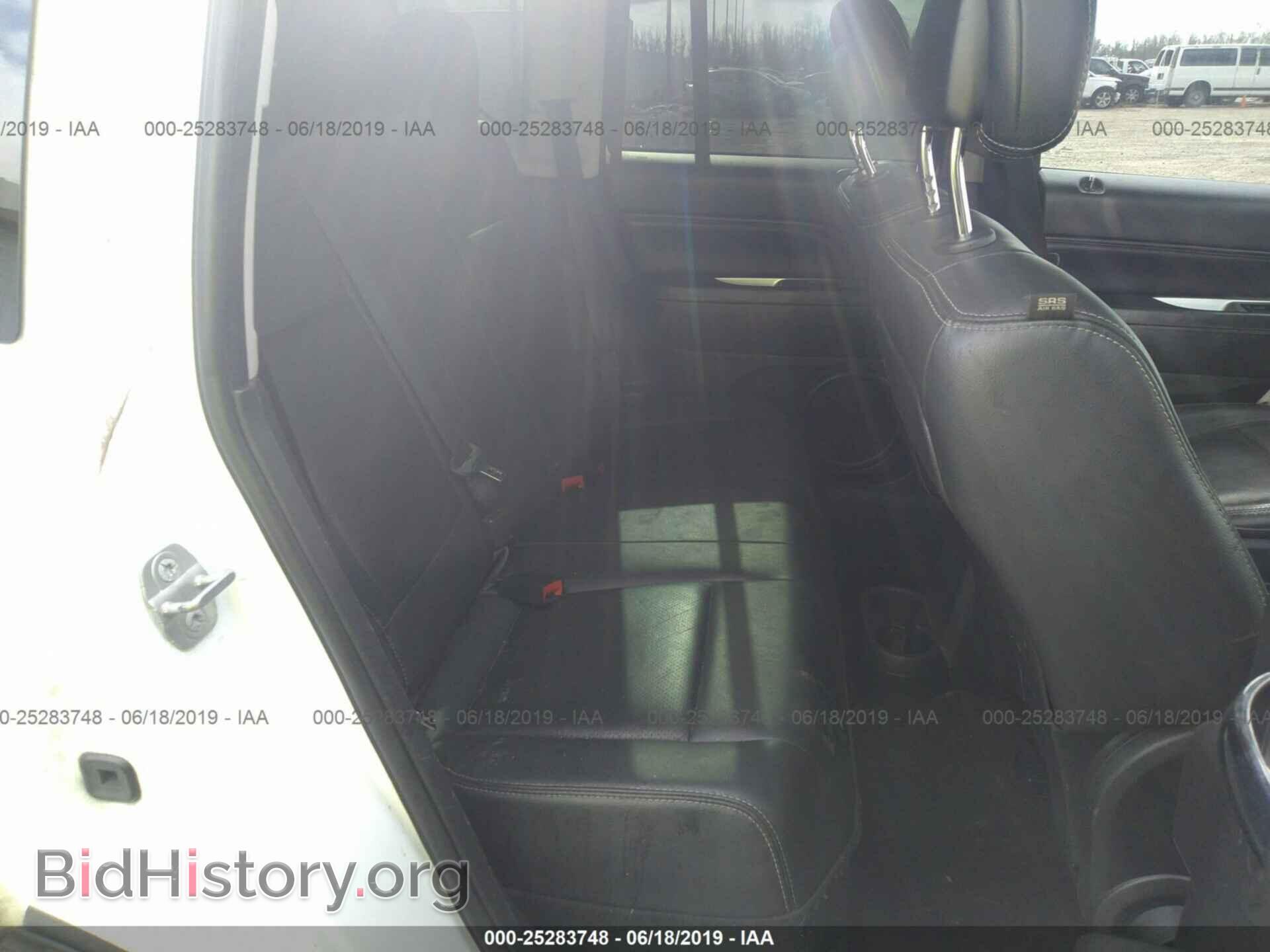 2014 JEEP COMPASS - VIN: 1C4NJCEA4ED831247 - Photo 8