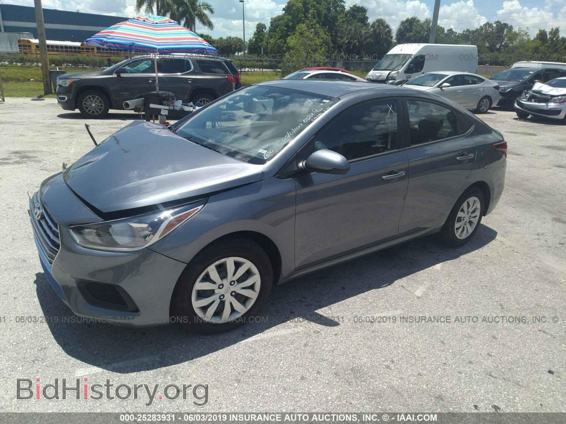 2019 HYUNDAI ACCENT - VIN: 3KPC24A38KE050582 - Фото 2