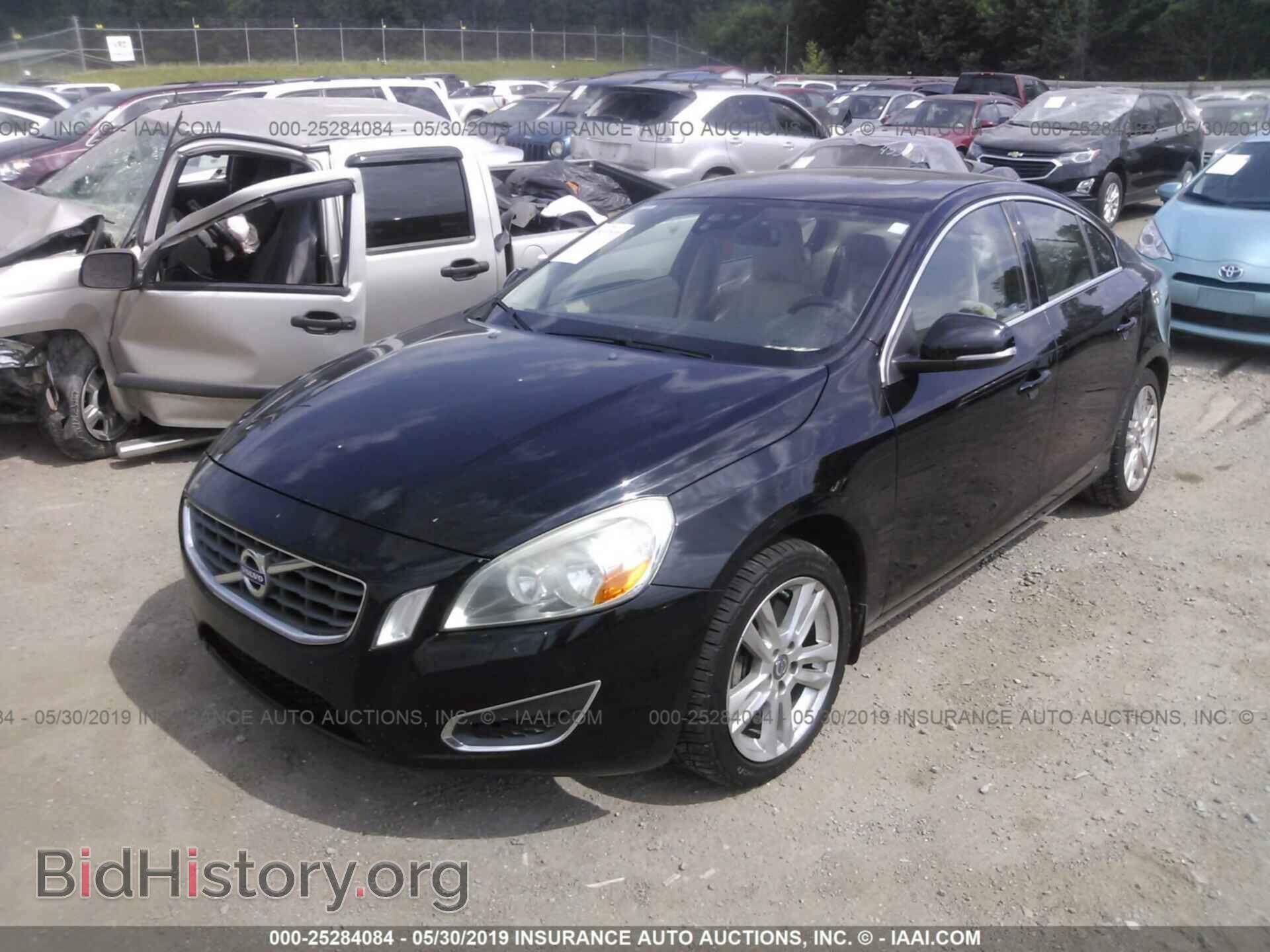 2012 VOLVO S60 - VIN: YV1622FS8C2120737 - Фото 2