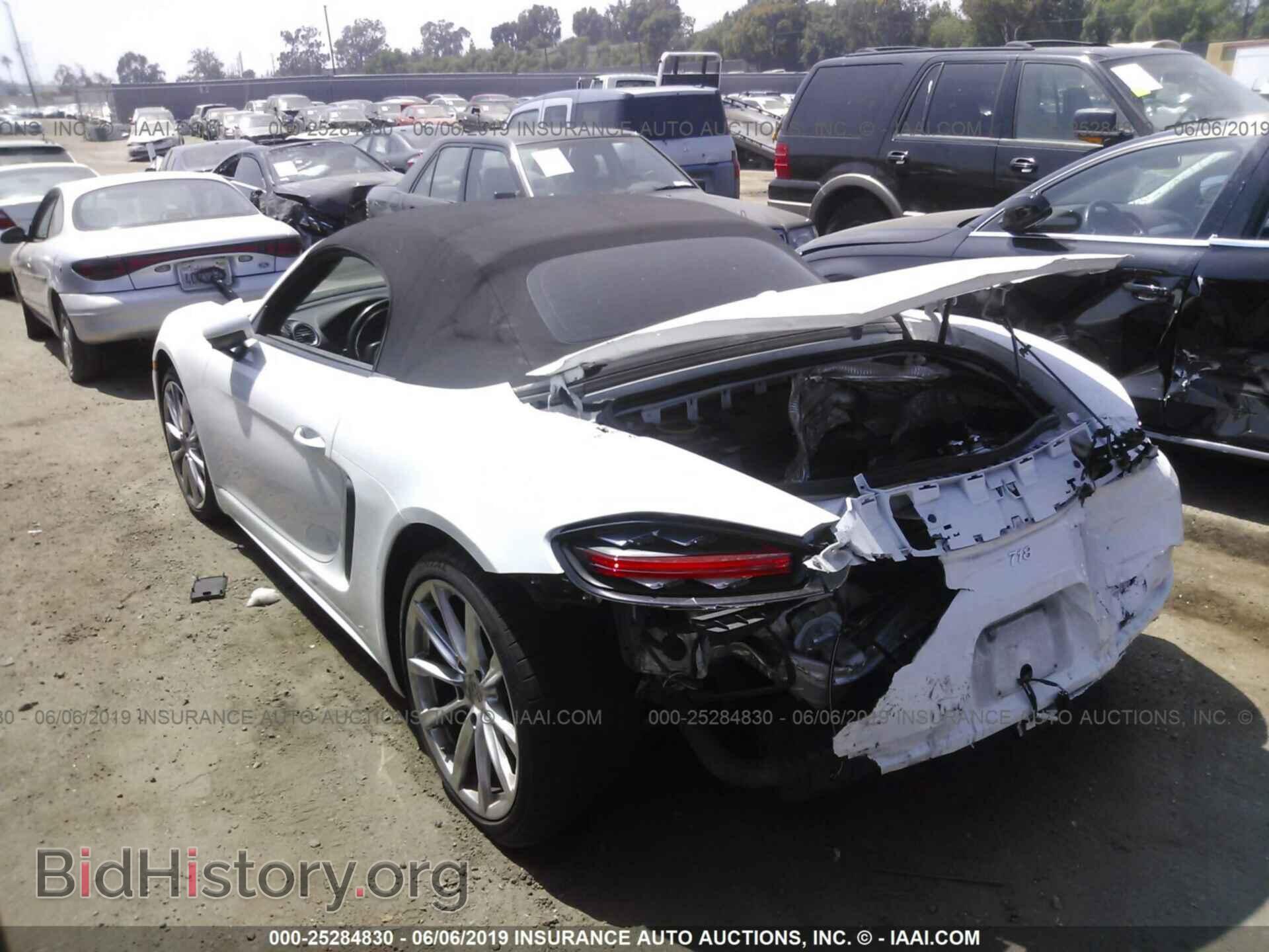 2017 PORSCHE BOXSTER - VIN: WP0CA2A84HS220543 - Фото 3