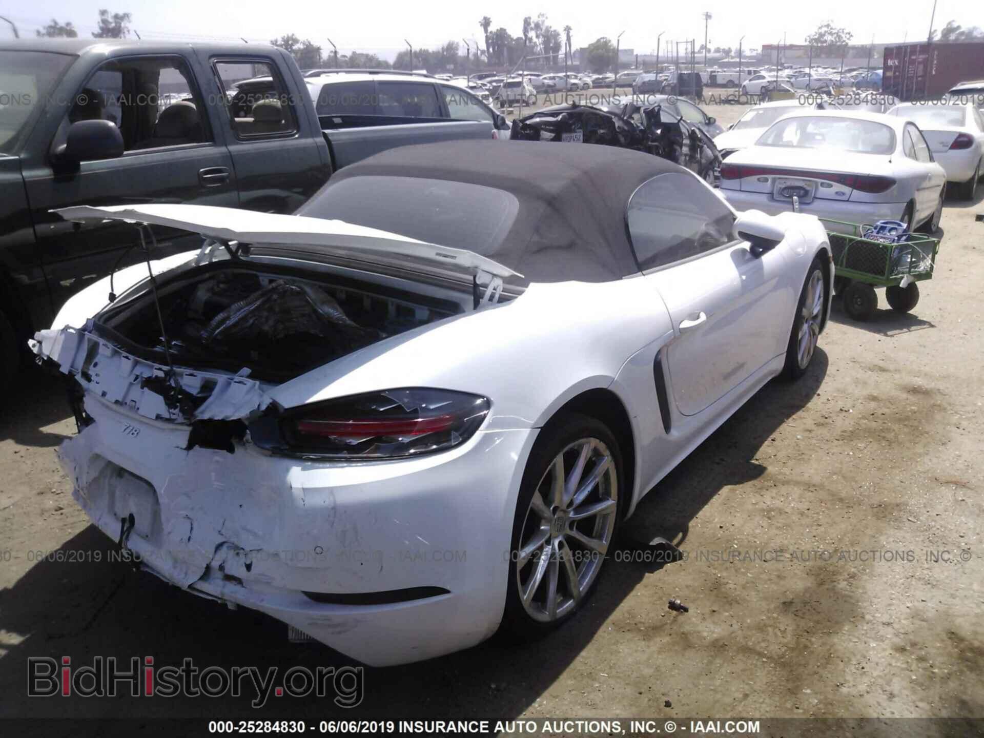 2017 PORSCHE BOXSTER - VIN: WP0CA2A84HS220543 - Фото 4