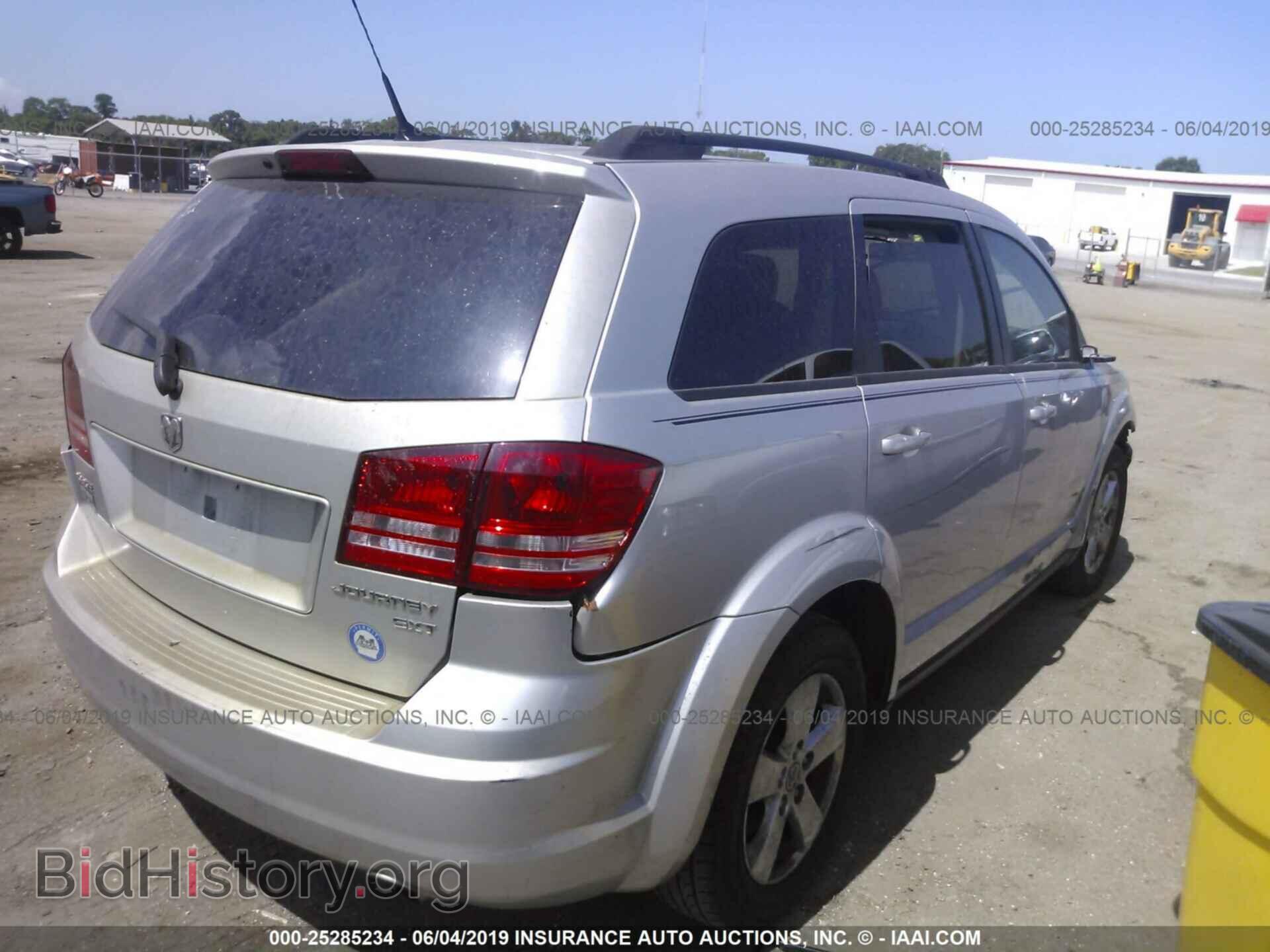 2010 DODGE JOURNEY - VIN: 3D4PG5FV5AT201975 - Photo 4