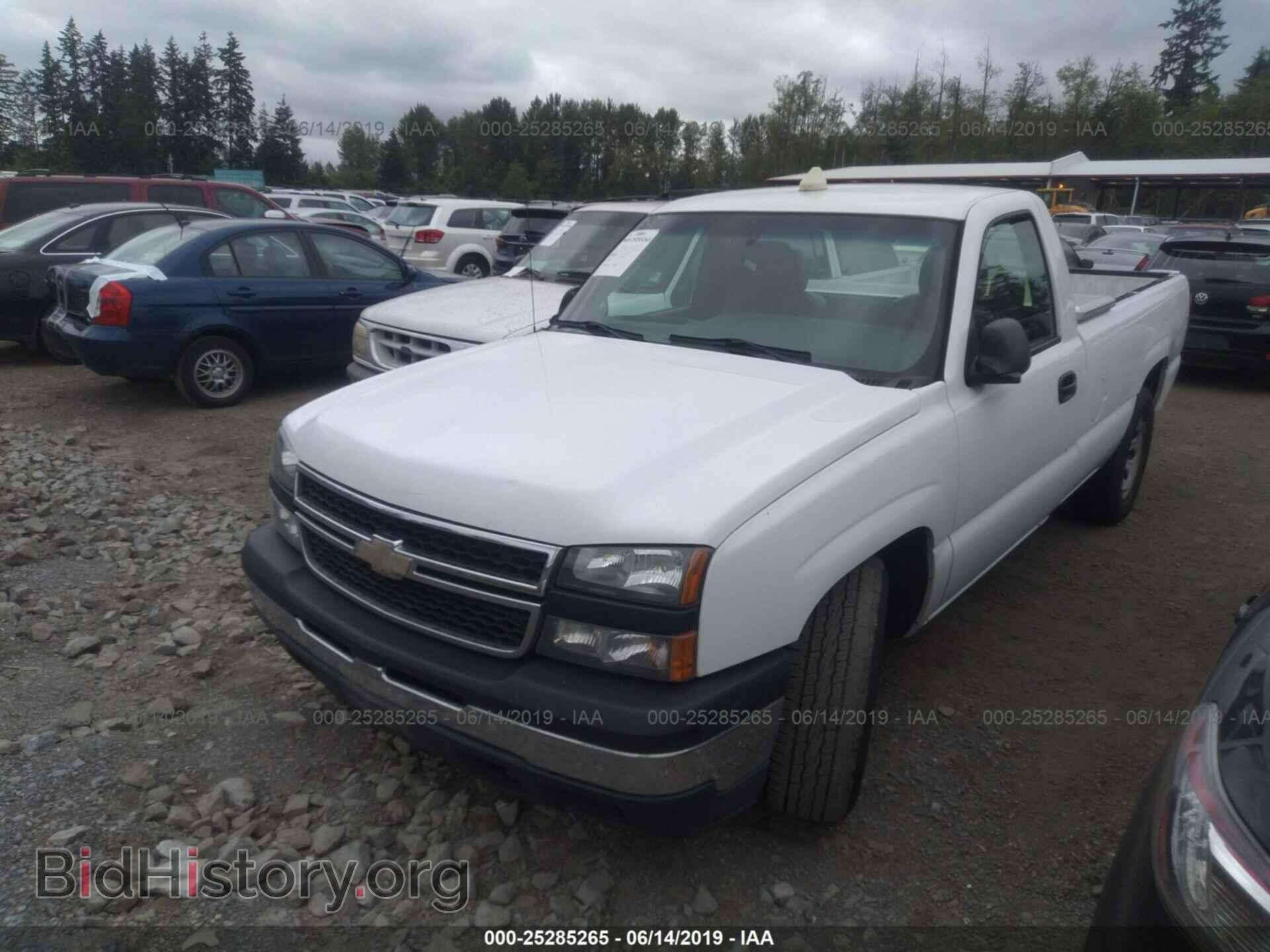 2007 CHEVROLET SILVERADO - VIN: 1GCEC14X77Z170629 - Фото 2