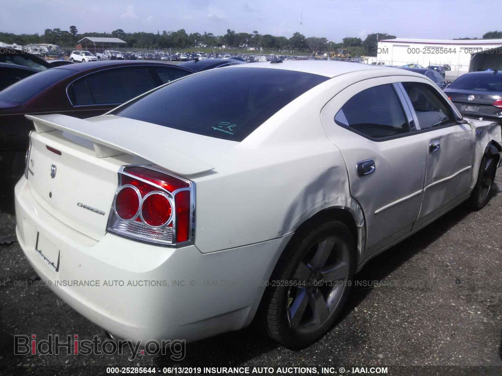 2010 DODGE CHARGER - VIN: 2B3CA9CV2AH304788 - Фото 4