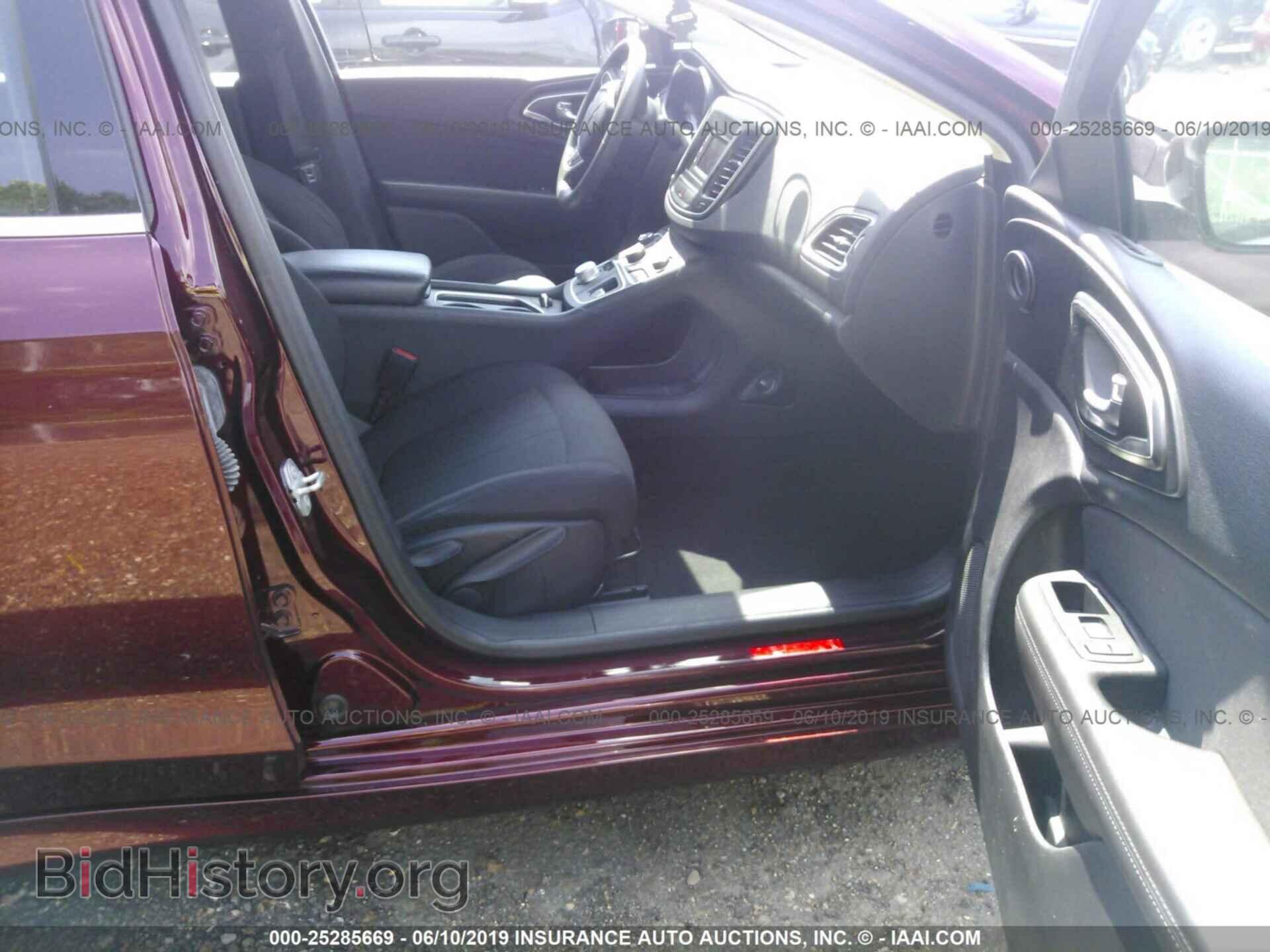 2016 CHRYSLER 200 - VIN: 1C3CCCAB9GN141477 - Photo 5