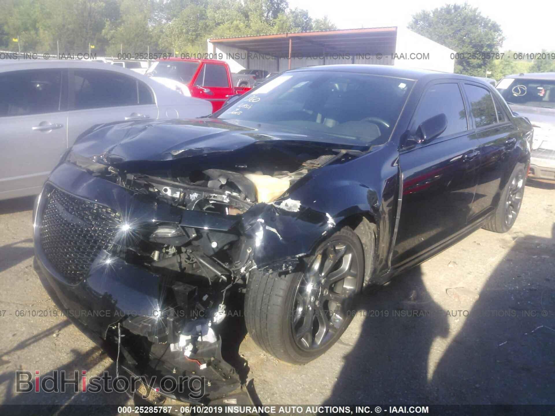 2016 CHRYSLER 300 - VIN: 2C3CCABTXGH190773 - Photo 2