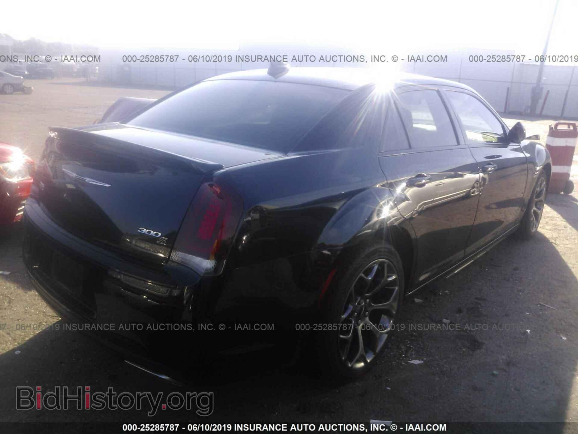 2016 CHRYSLER 300 - VIN: 2C3CCABTXGH190773 - Photo 4