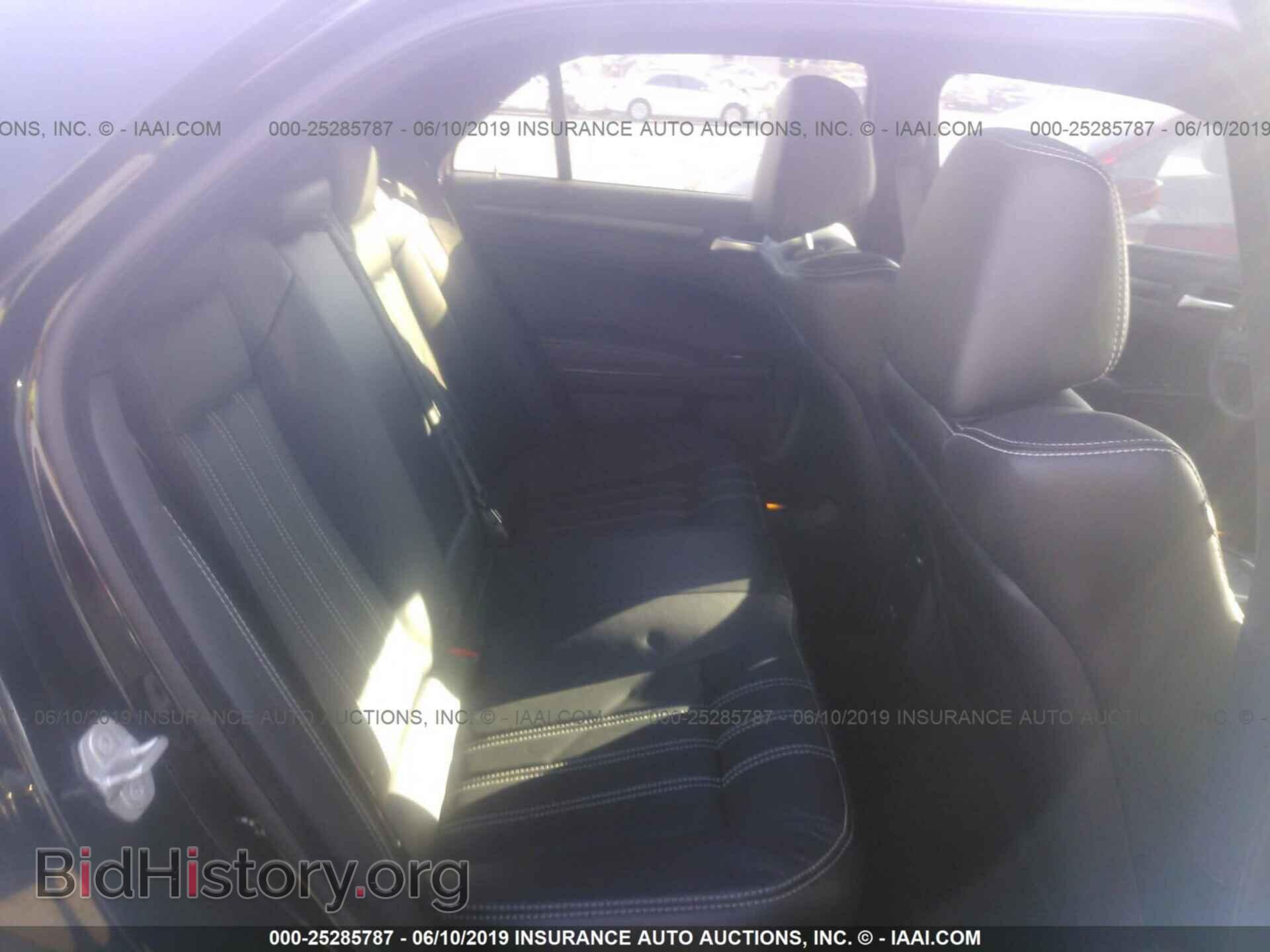 2016 CHRYSLER 300 - VIN: 2C3CCABTXGH190773 - Photo 8