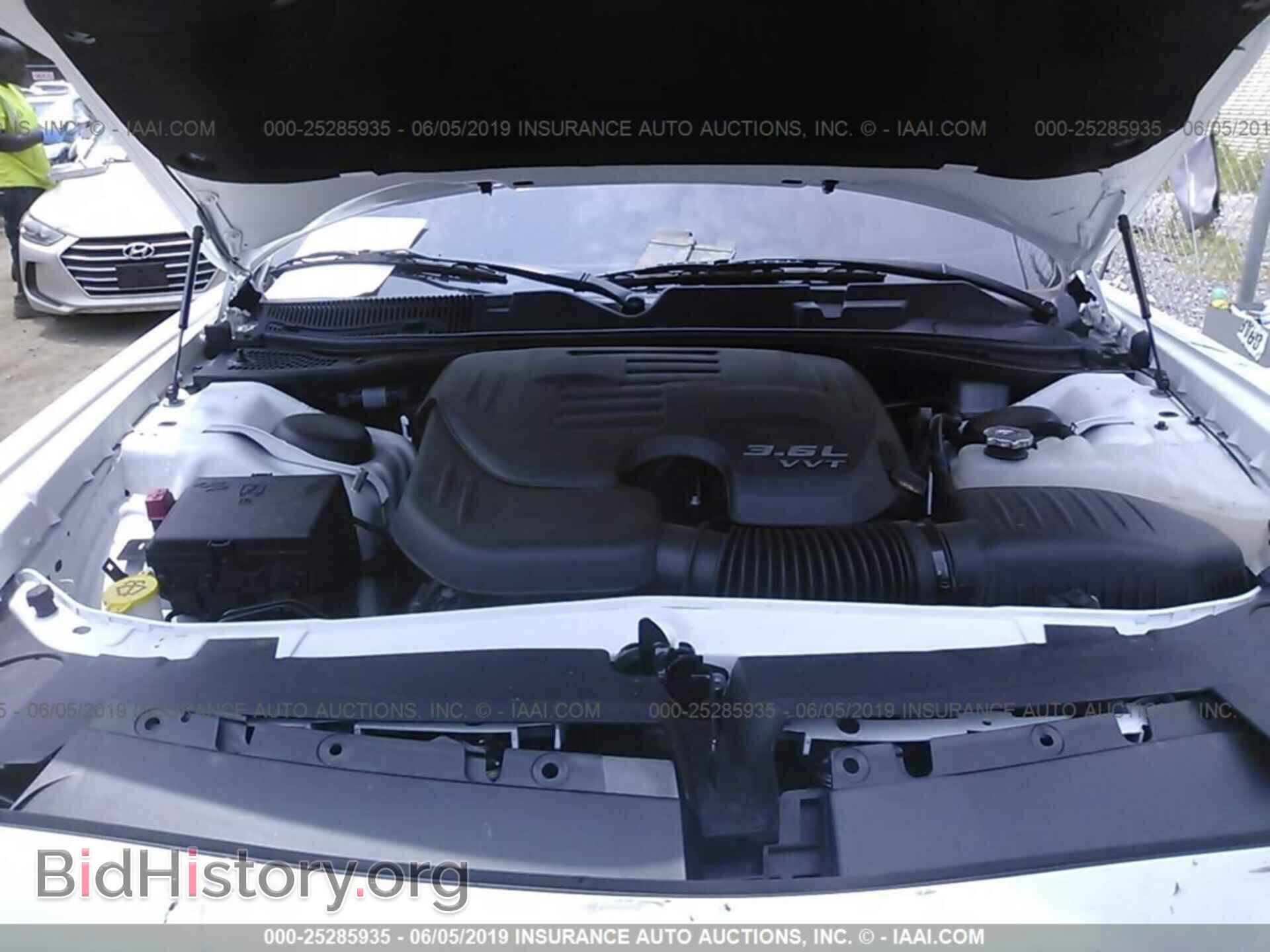 2019 DODGE CHALLENGER - VIN: 2C3CDZAG3KH506779 - Фото 10