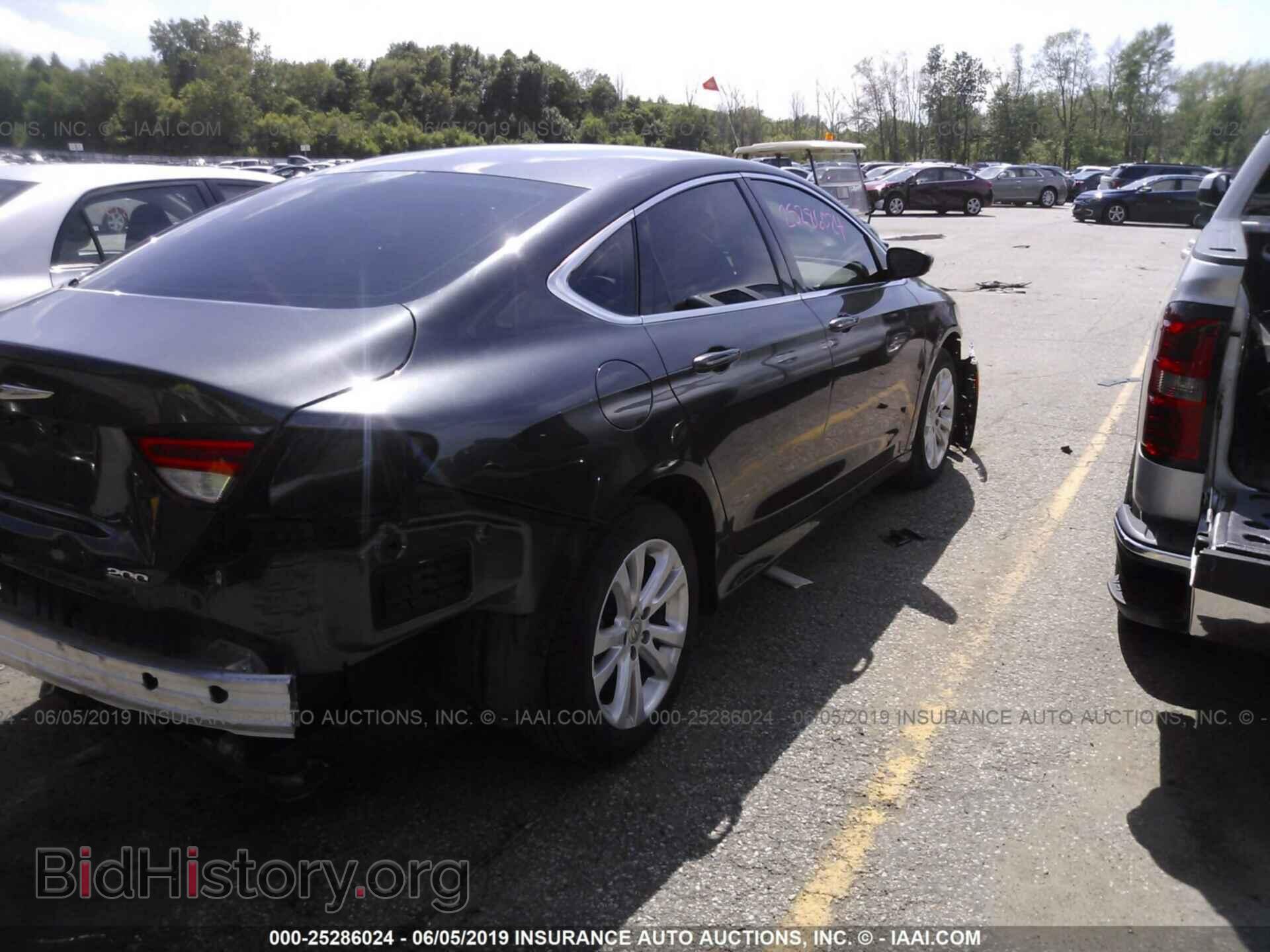 2016 CHRYSLER 200 - VIN: 1C3CCCAB0GN175470 - Фото 4