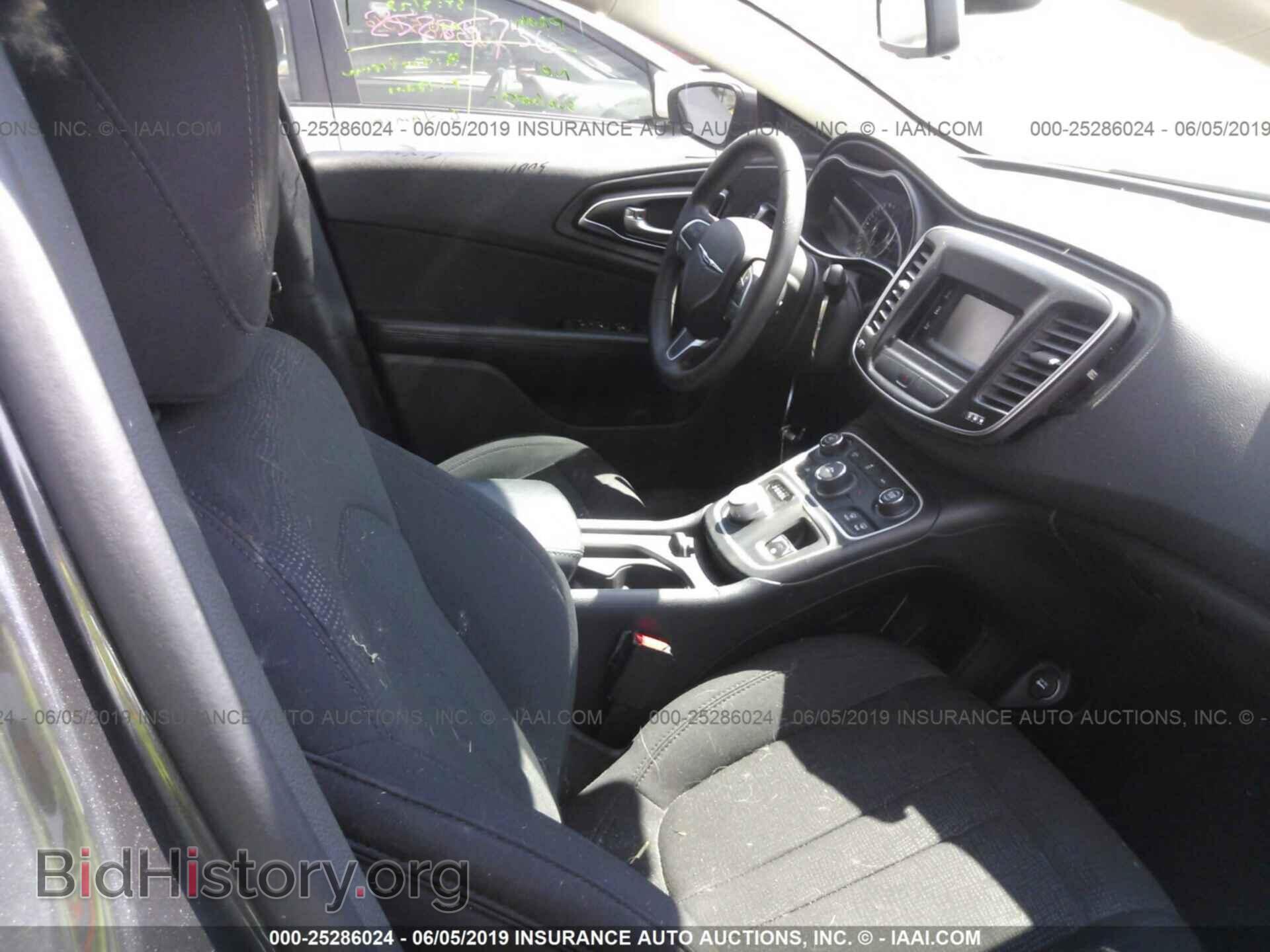 2016 CHRYSLER 200 - VIN: 1C3CCCAB0GN175470 - Фото 5