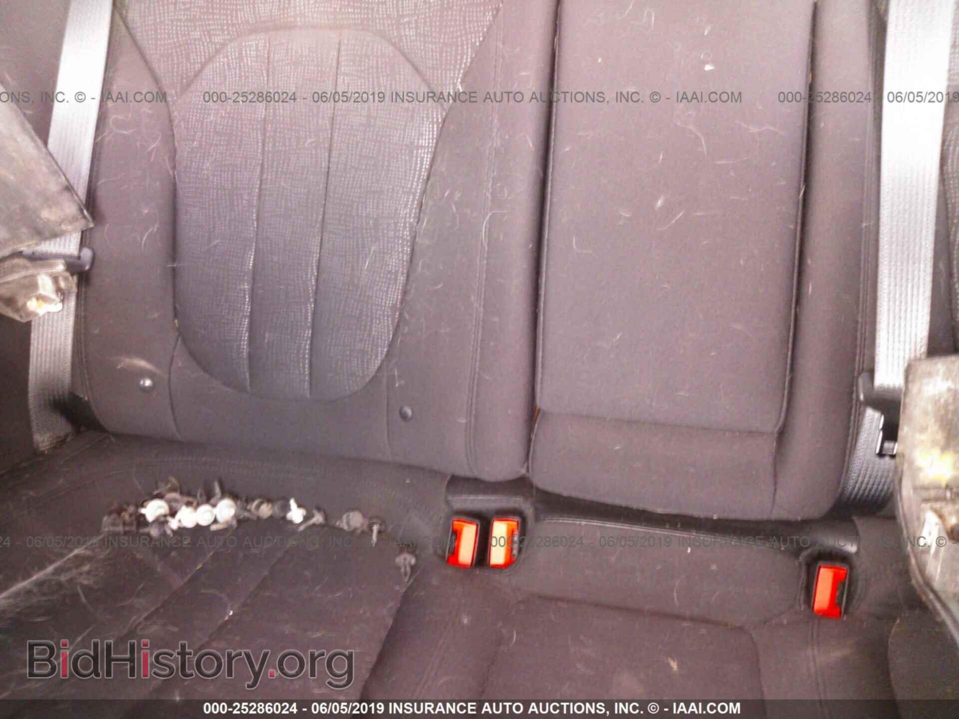 2016 CHRYSLER 200 - VIN: 1C3CCCAB0GN175470 - Фото 8