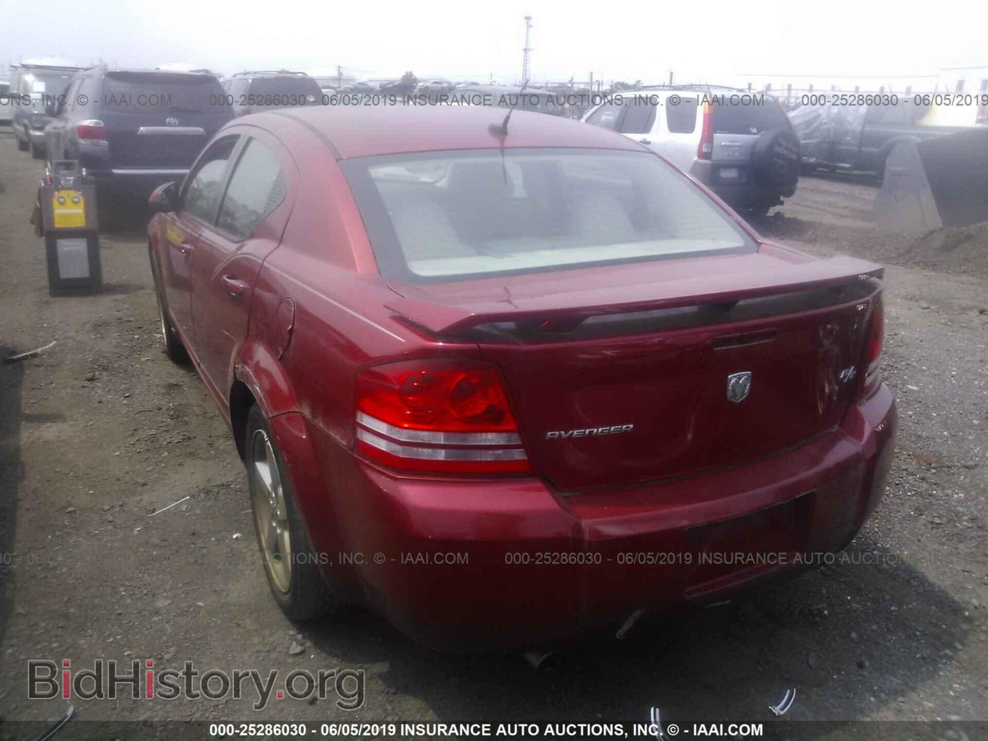 2008 DODGE AVENGER - VIN: 1B3LC76MX8N162841 - Фото 3