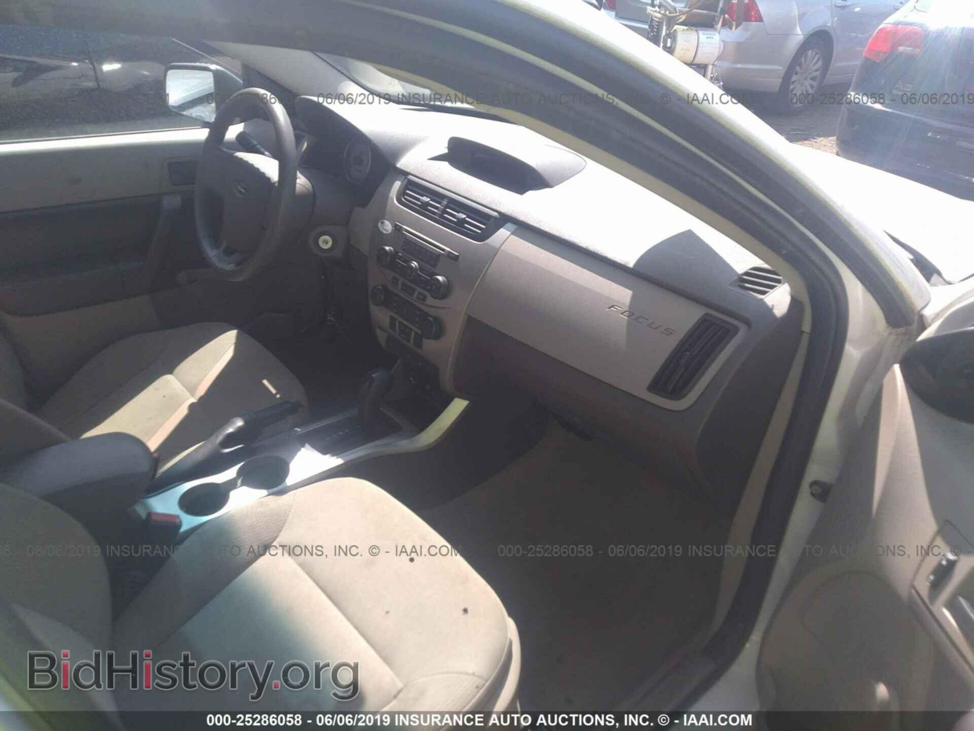 2010 FORD FOCUS - VIN: 1FAHP3EN1AW102982 - Фото 5