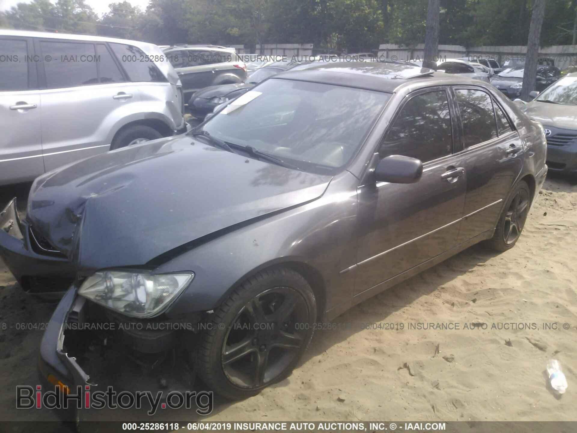 2002 LEXUS IS - VIN: JTHBD192420042079 - Photo 2