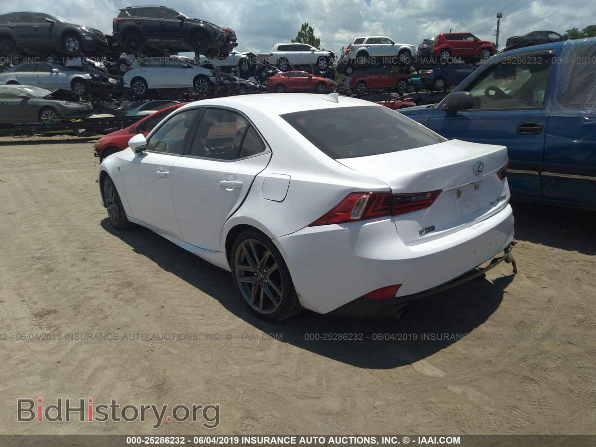 2015 LEXUS IS - VIN: JTHCF1D26F5016128 - Photo 3