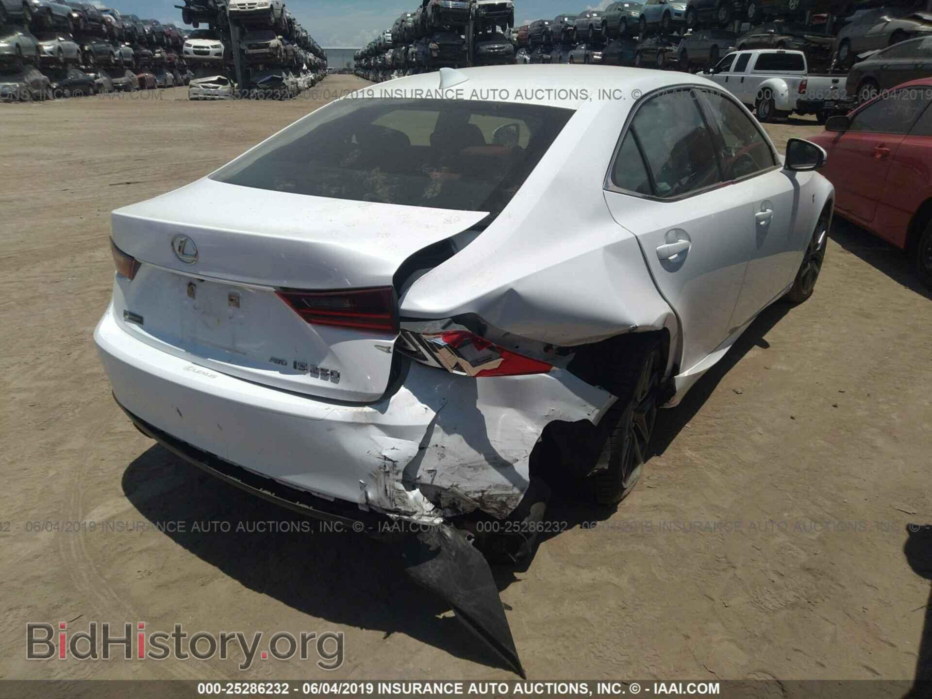2015 LEXUS IS - VIN: JTHCF1D26F5016128 - Photo 4