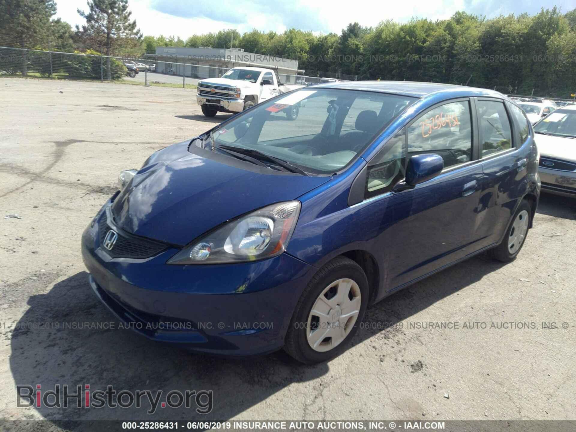 2013 HONDA FIT - VIN: JHMGE8H30DC006445 - Фото 2
