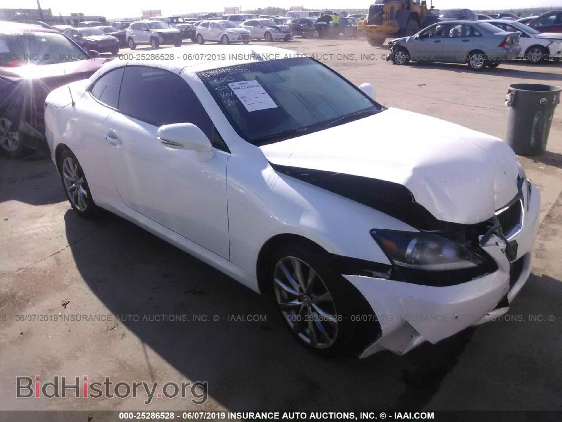 Фотография JTHFF2C27E2531806 - LEXUS IS 2014