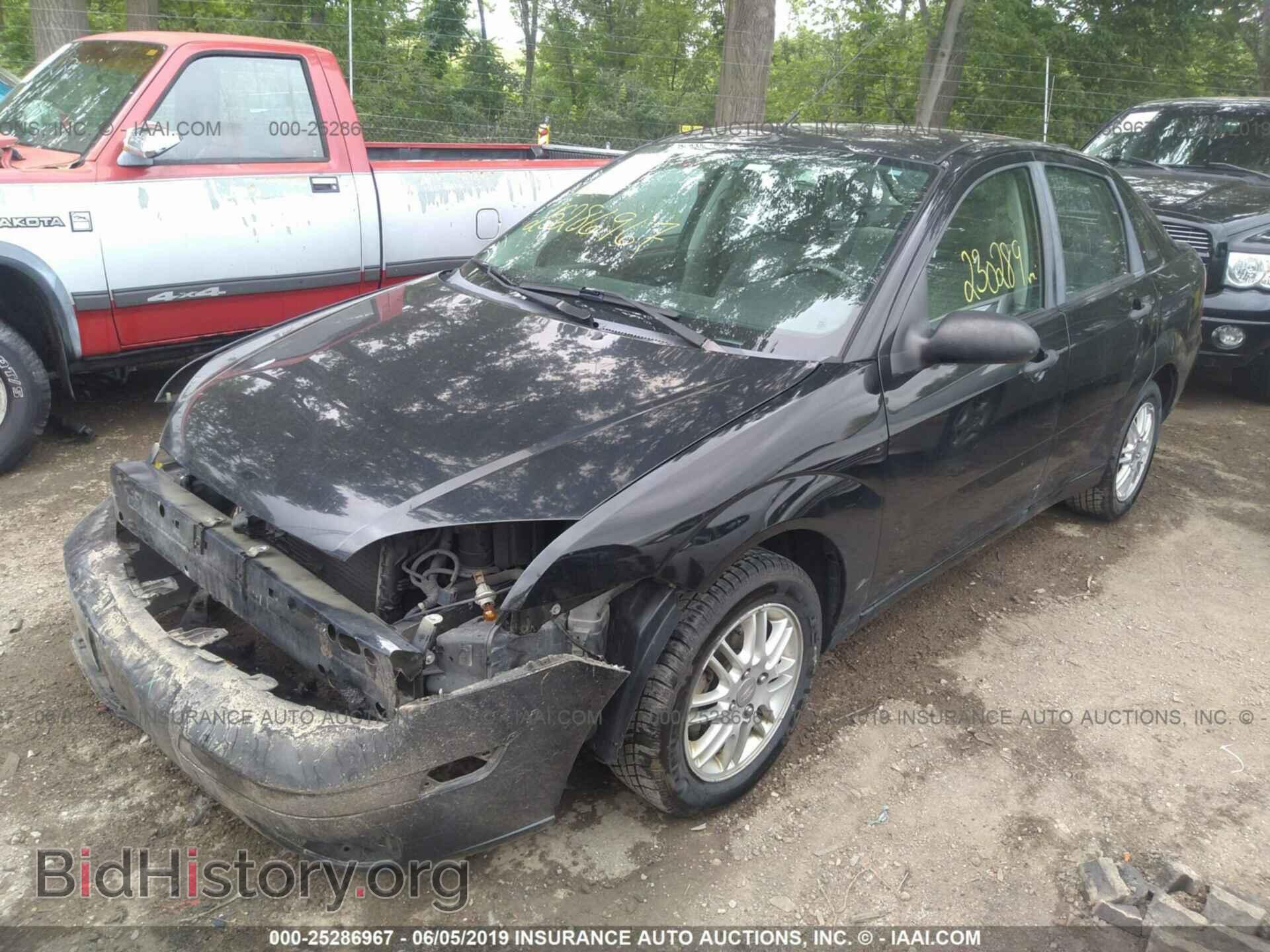 2007 FORD FOCUS - VIN: 1FAHP34N17W212330 - Фото 2