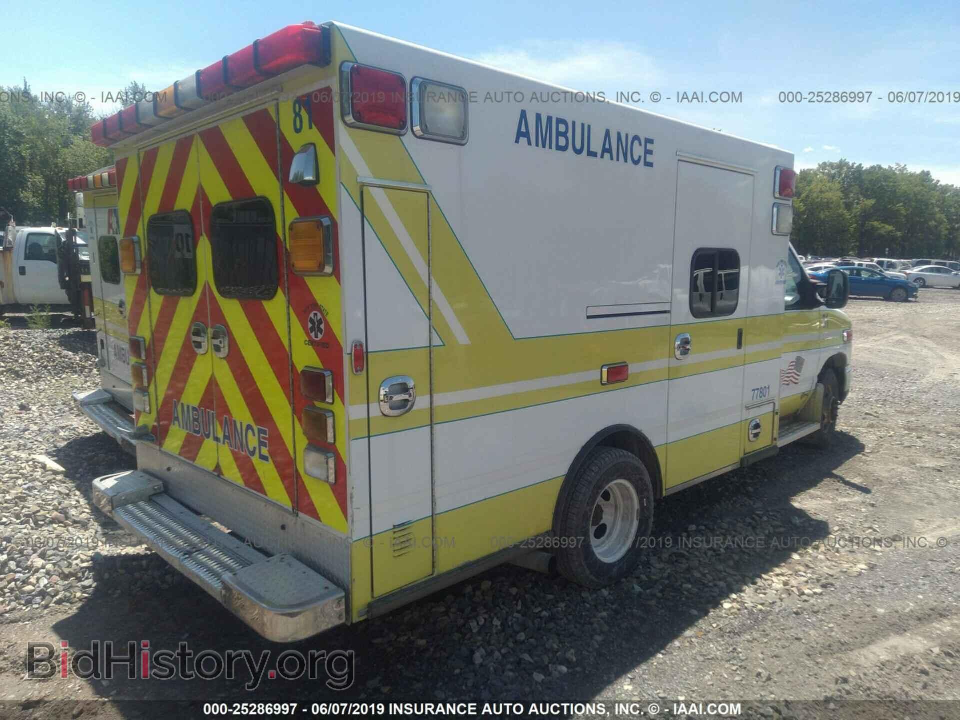 2008 FORD ECONOLINE - VIN: 1FDWE35P68DA77801 - Фото 4