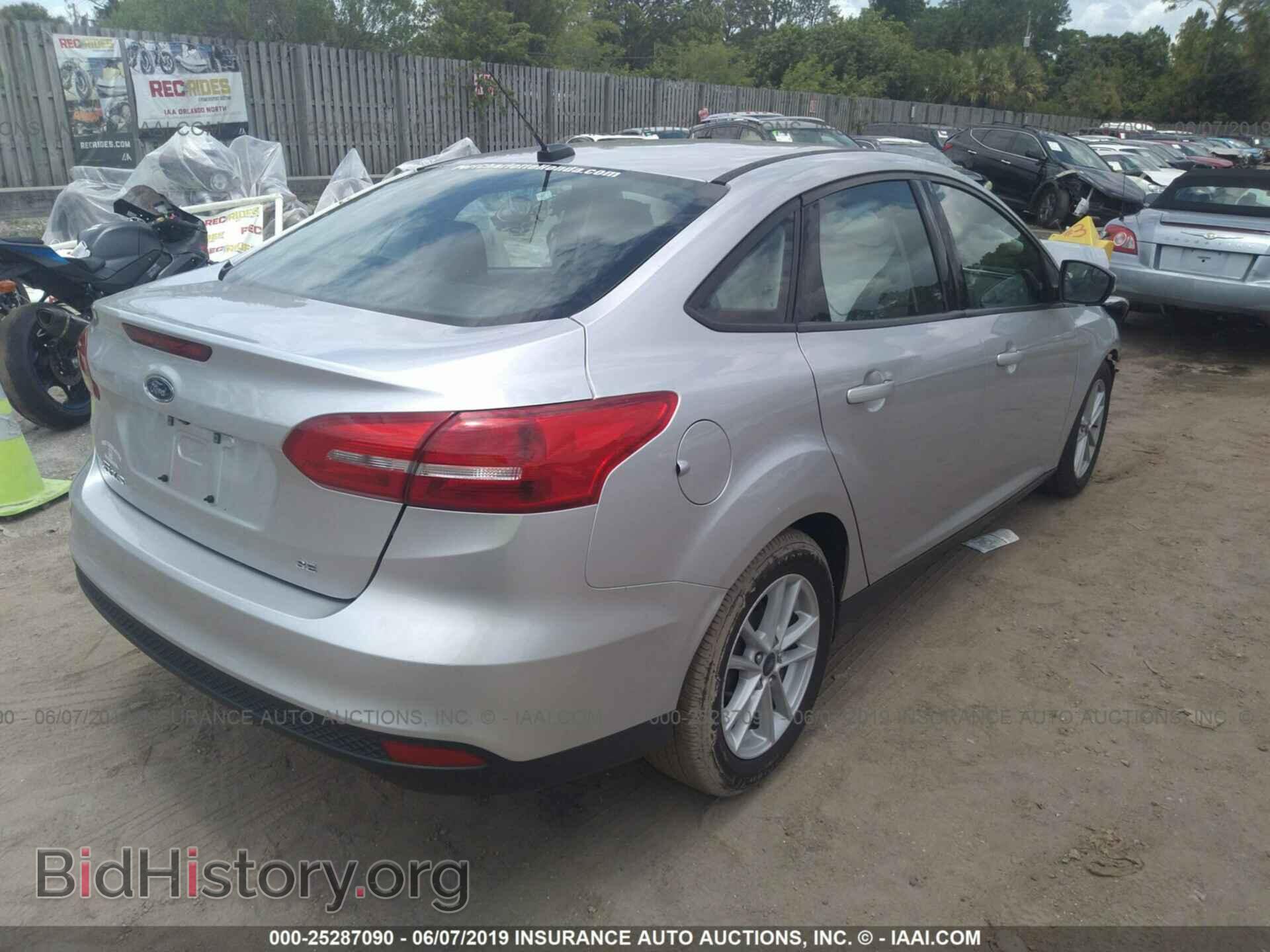 2017 FORD FOCUS - VIN: 1FADP3F29HL285840 - Photo 4