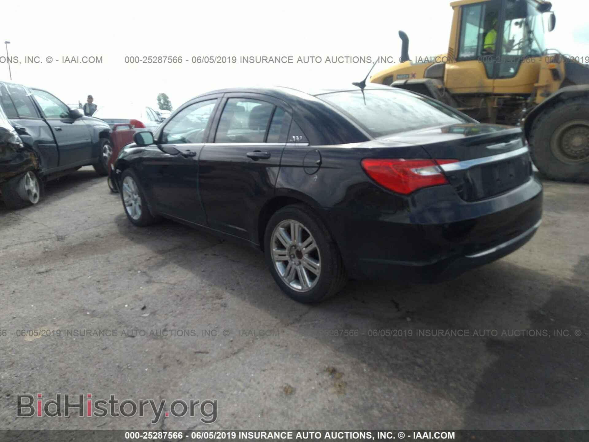 2013 CHRYSLER 200 - VIN: 1C3CCBBB5DN726352 - Photo 3