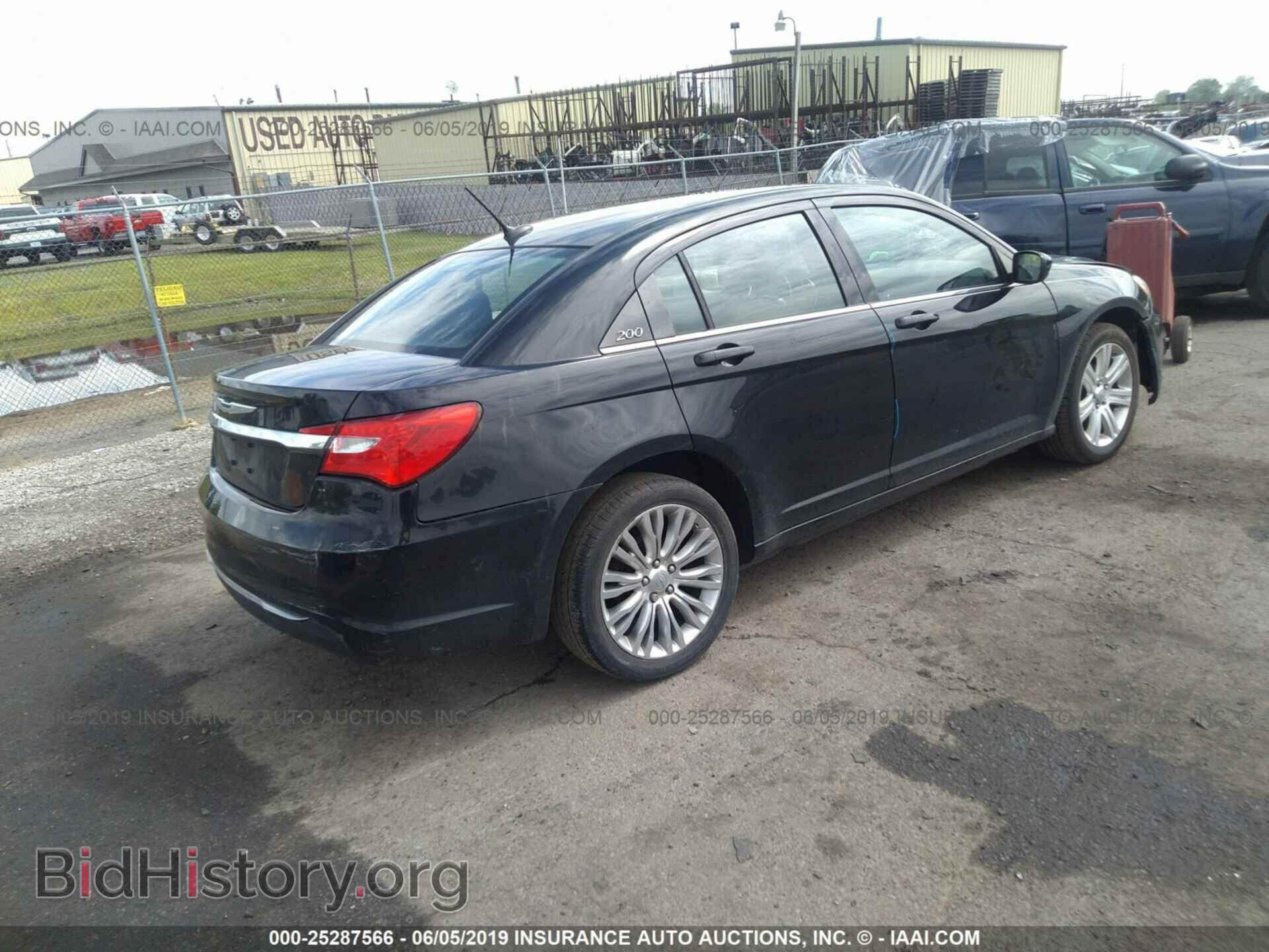 2013 CHRYSLER 200 - VIN: 1C3CCBBB5DN726352 - Photo 4