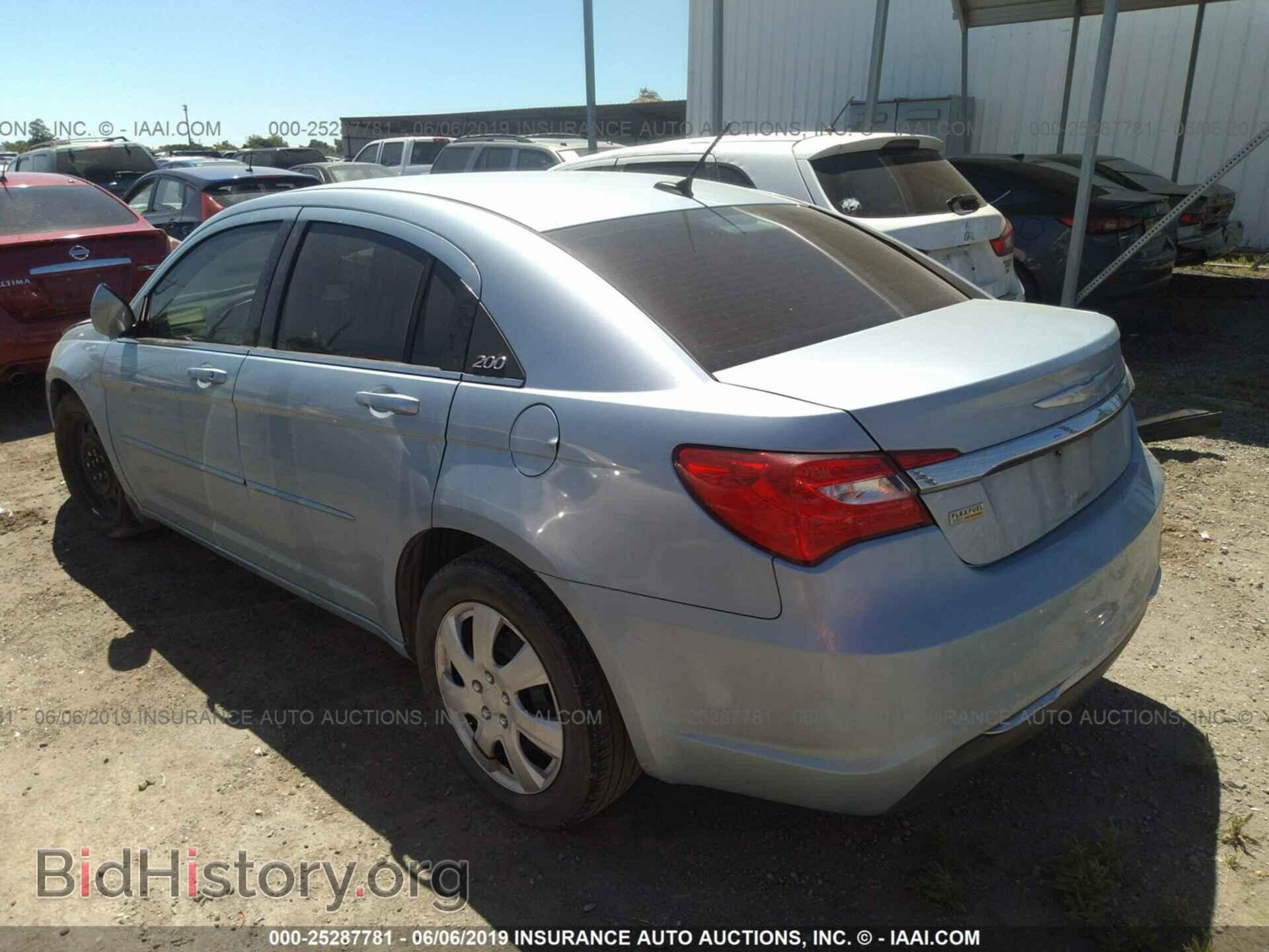 2012 CHRYSLER 200 - VIN: 1C3CCBAG5CN246288 - Фото 3