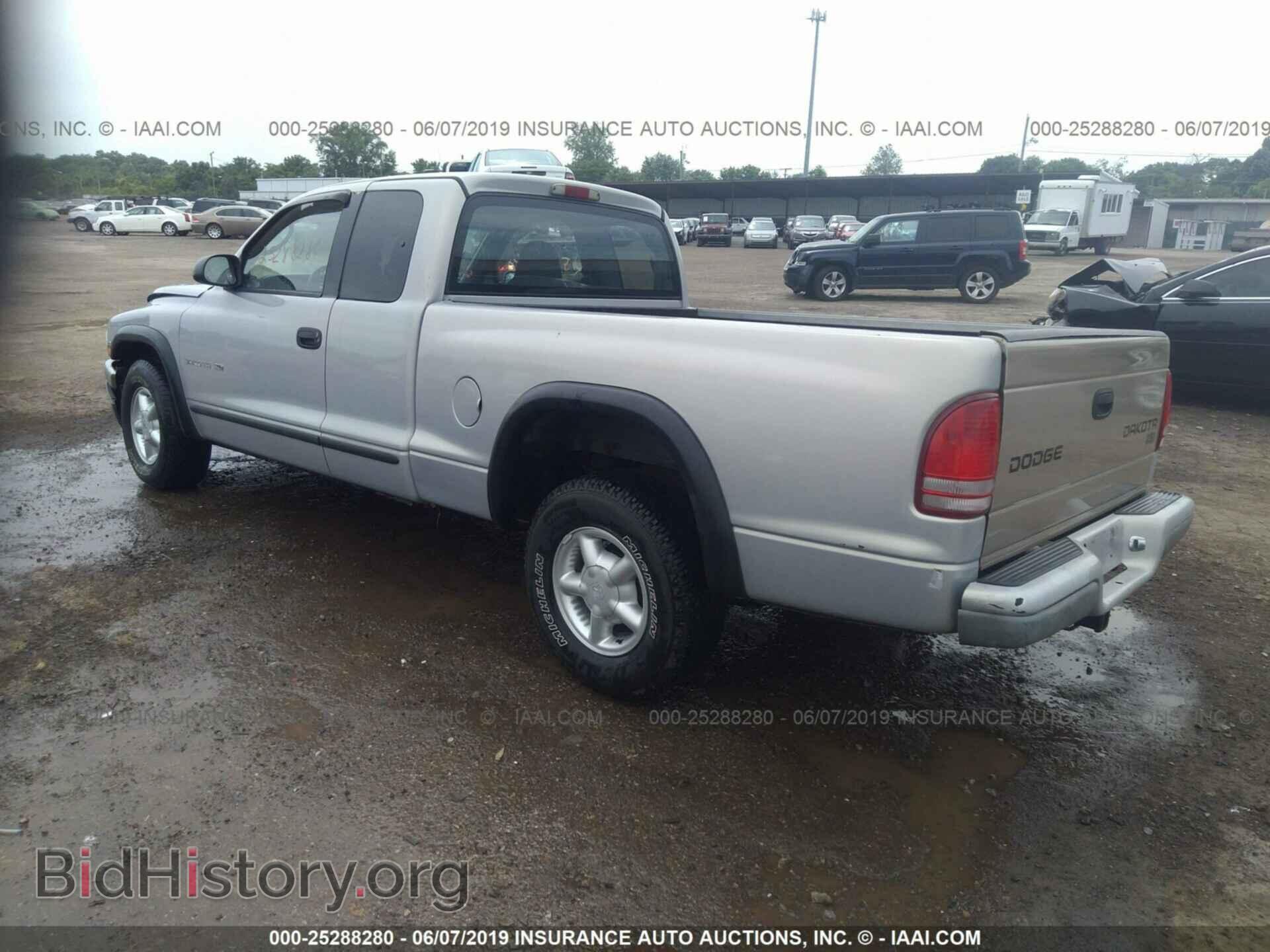 2000 DODGE DAKOTA - VIN: 1B7GL22N1YS689864 - Фото 3