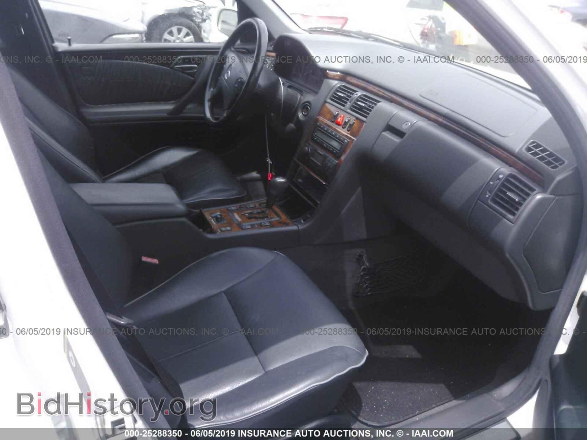2000 MERCEDES-BENZ E - VIN: WDBJF65J6YA985660 - Photo 5