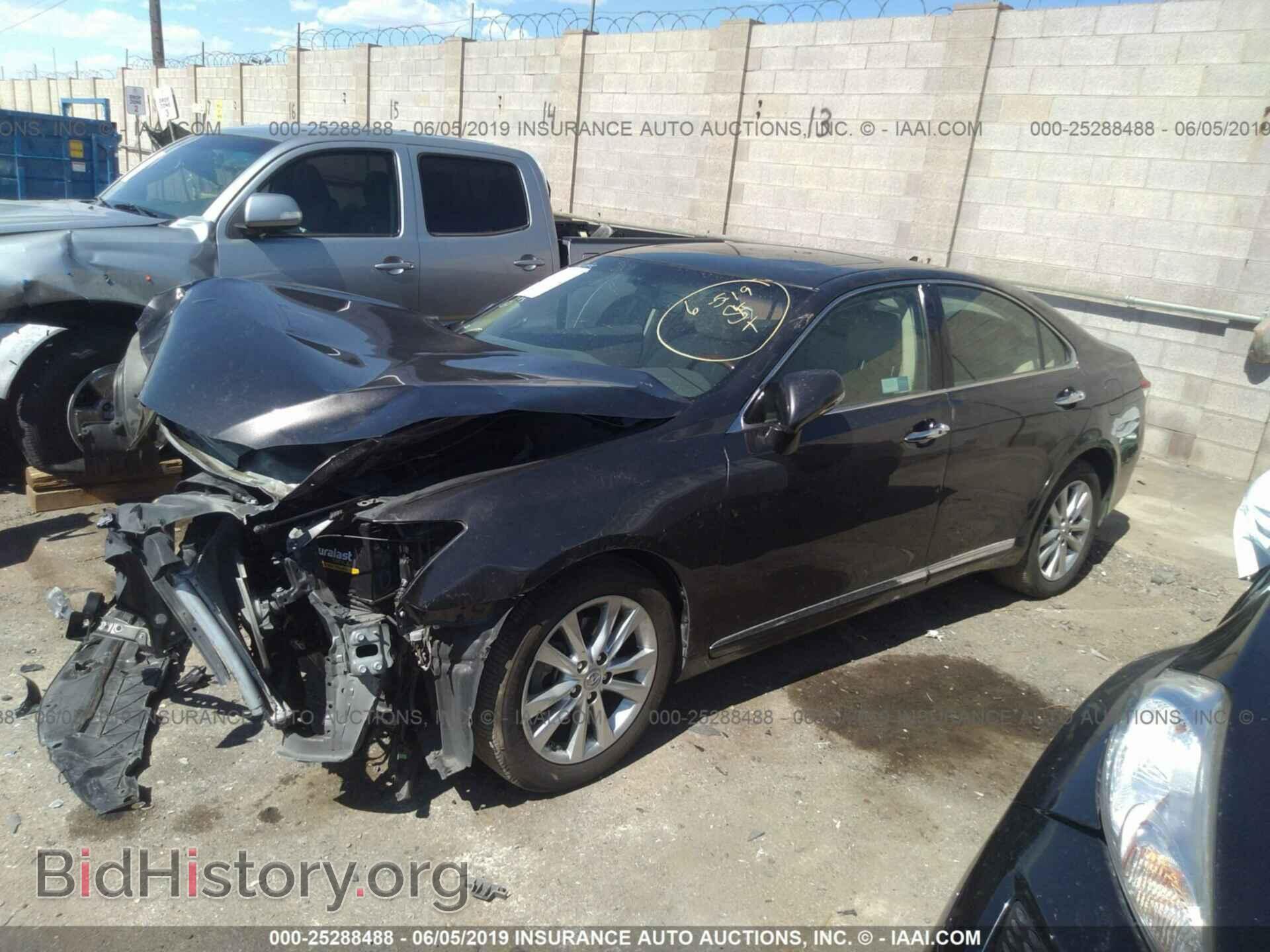 2011 LEXUS ES - VIN: JTHBK1EG7B2445520 - Фото 2