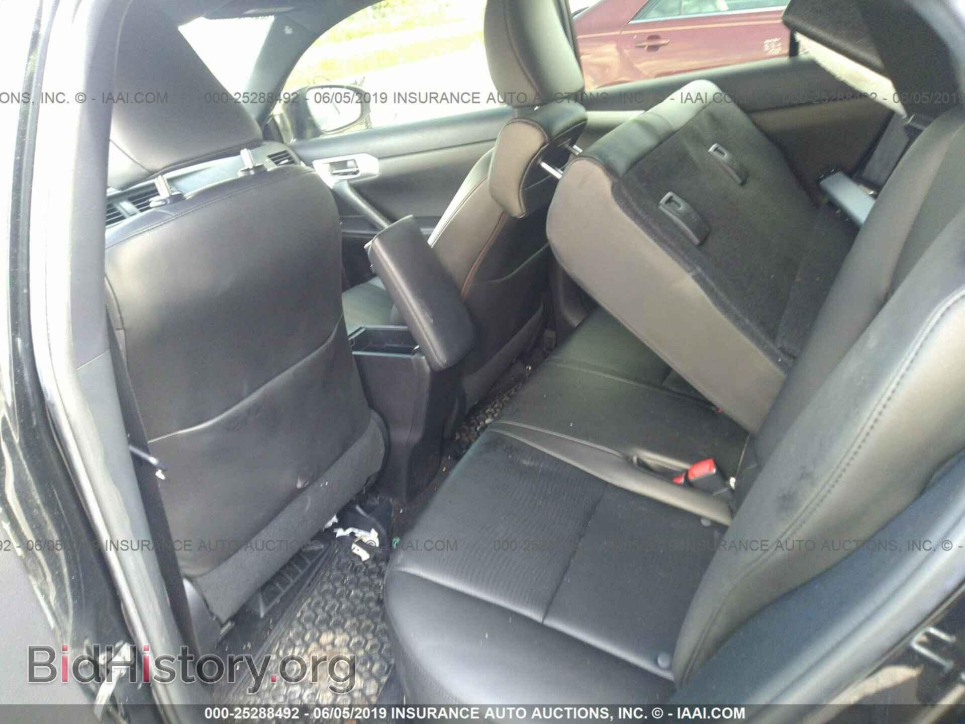 2012 LEXUS CT - VIN: JTHKD5BHXC2089497 - Фото 8