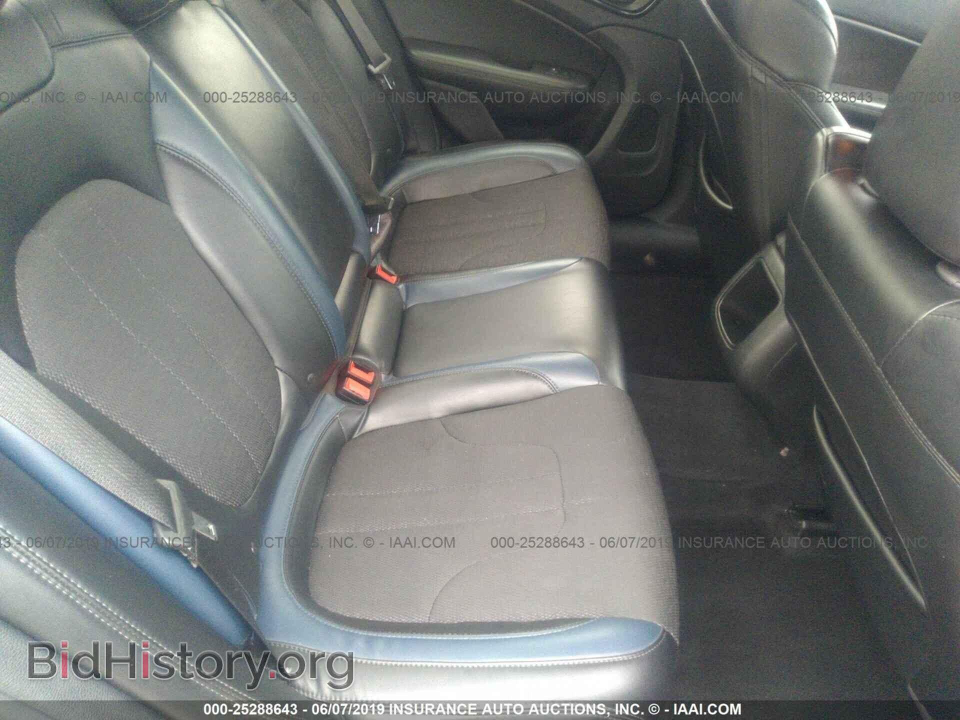 2015 CHRYSLER 200 - VIN: 1C3CCCBB2FN716788 - Фото 8