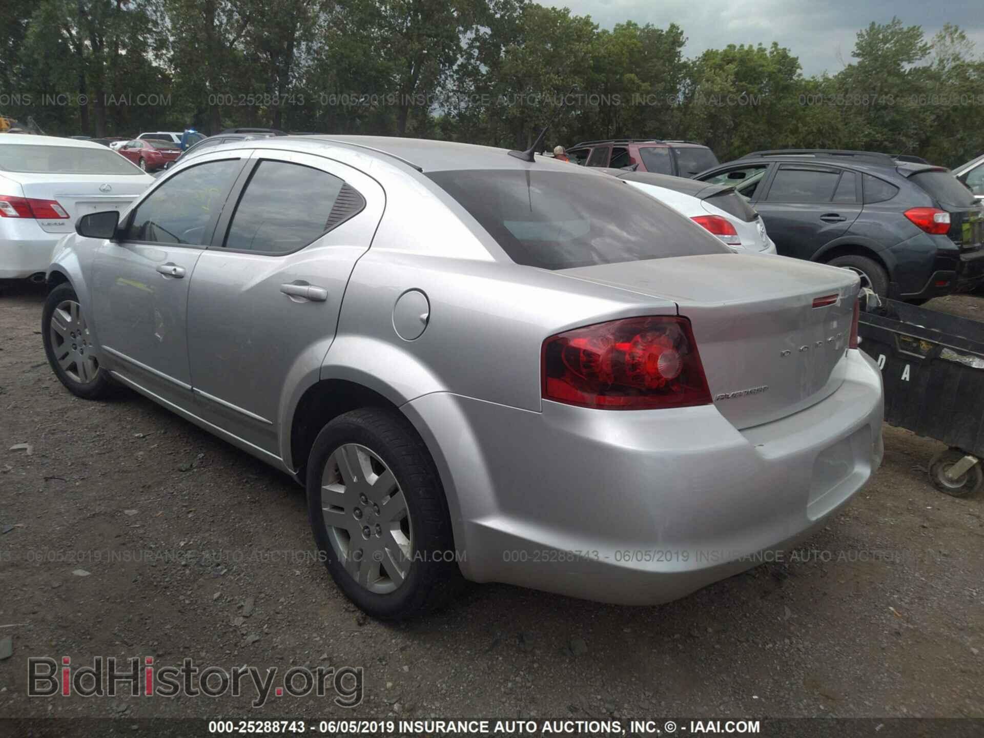 2011 DODGE AVENGER - VIN: 1B3BD4FG3BN549157 - Фото 3