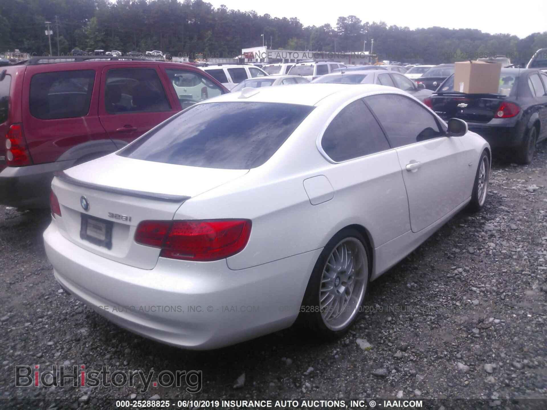 2011 BMW 328 - VIN: WBAKE3C55BE558111 - Фото 4