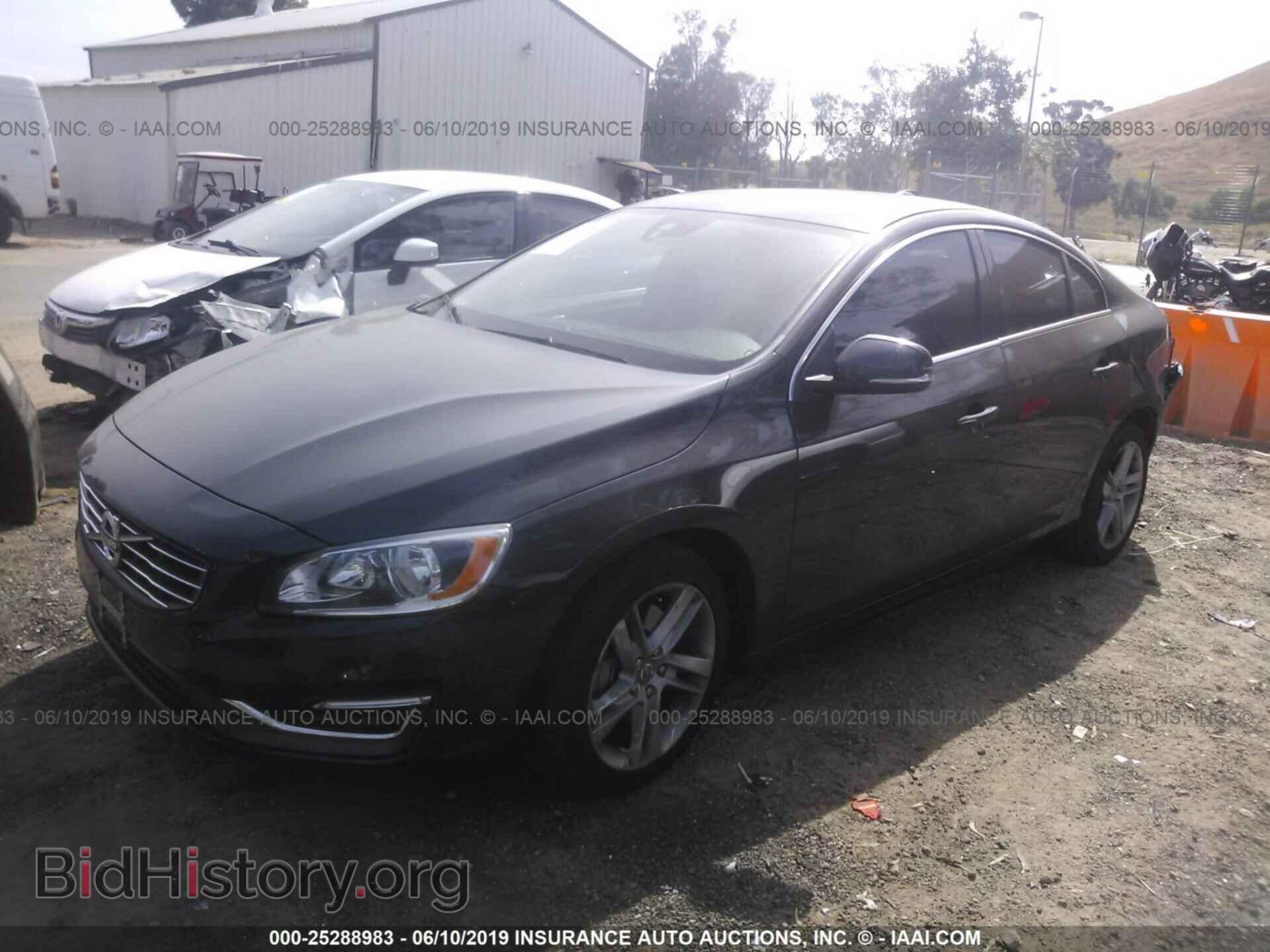 2014 Volvo S60 - VIN: YV1612FH3E2283659 - Фото 2