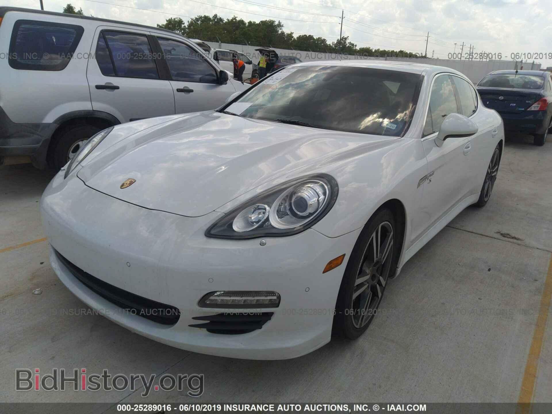 2013 PORSCHE PANAMERA - VIN: WP0AD2A71DL045095 - Фото 2