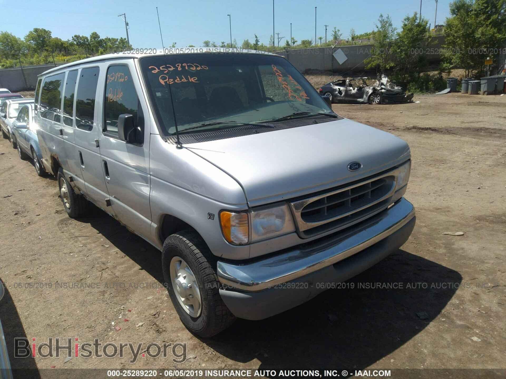 Фотография 1FBSS31L0YHB81731 - FORD ECONOLINE 2000