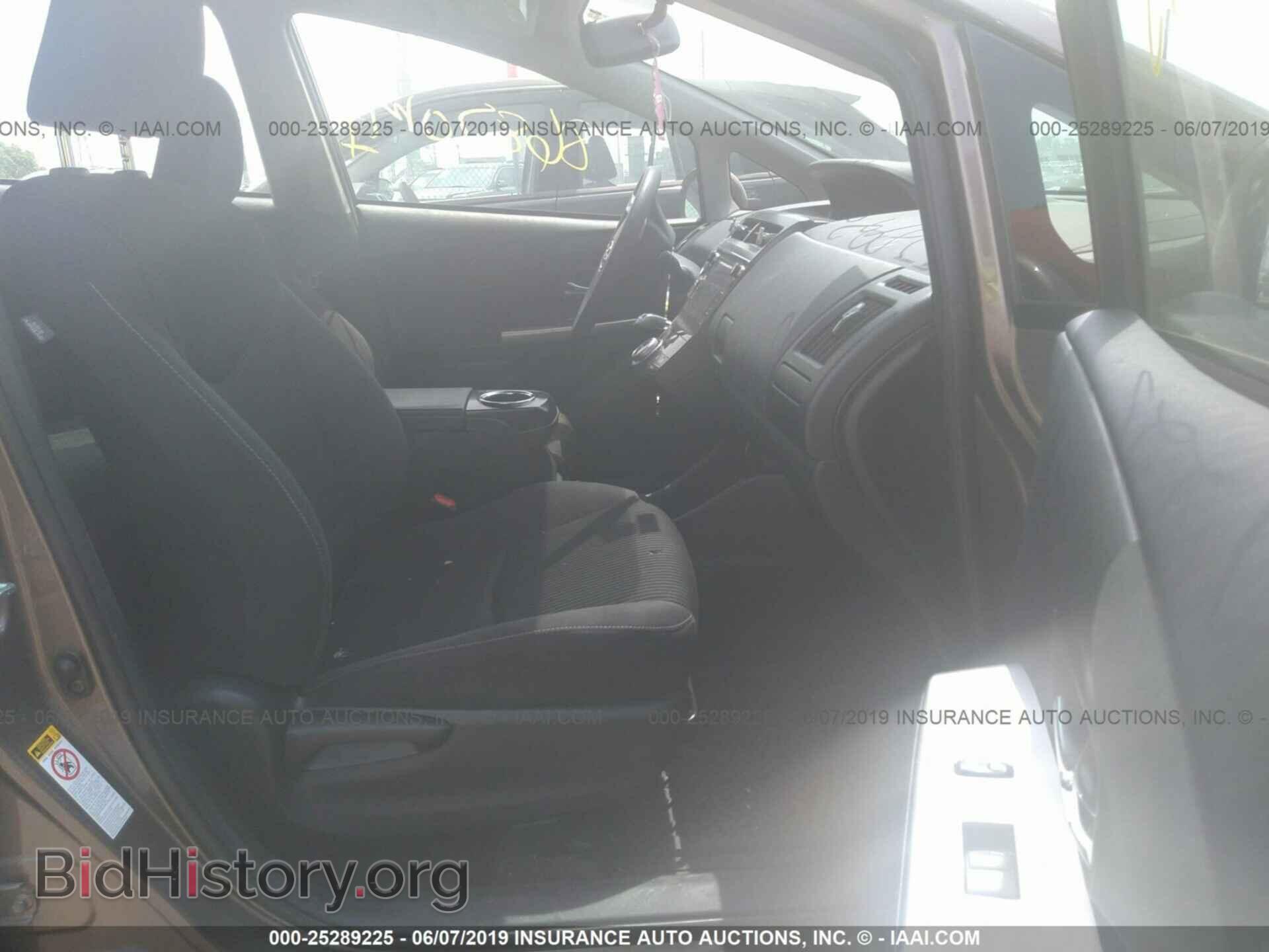 2016 TOYOTA PRIUS V - VIN: JTDZN3EU3GJ044455 - Фото 5