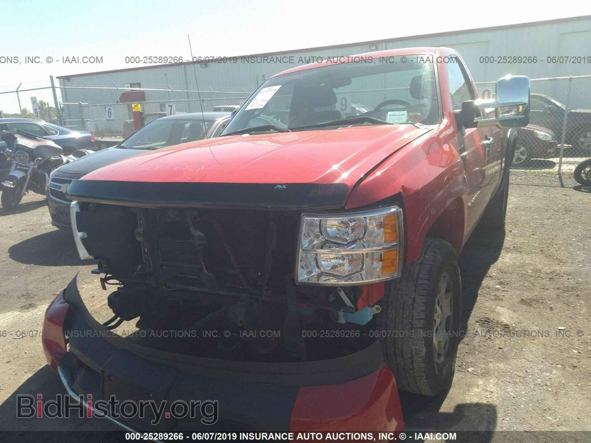 2011 CHEVROLET SILVERADO - VIN: 1GCNKPEAXBZ367996 - Фото 6