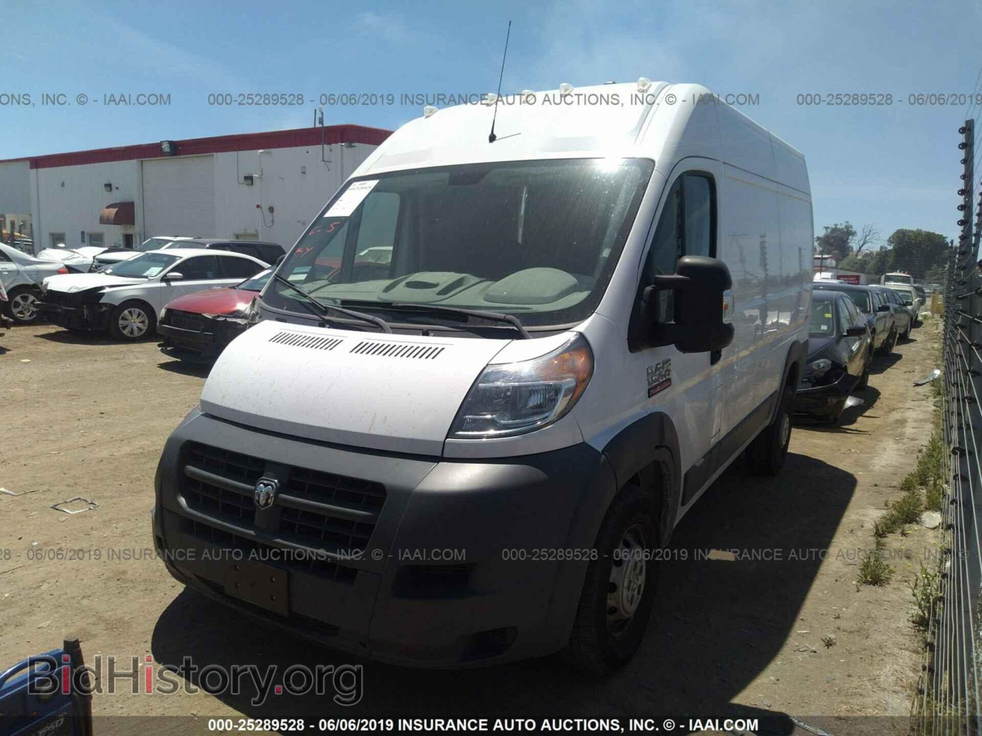 2015 RAM PROMASTER 1500 - VIN: 3C6TRVBD2FE514875 - Фото 2