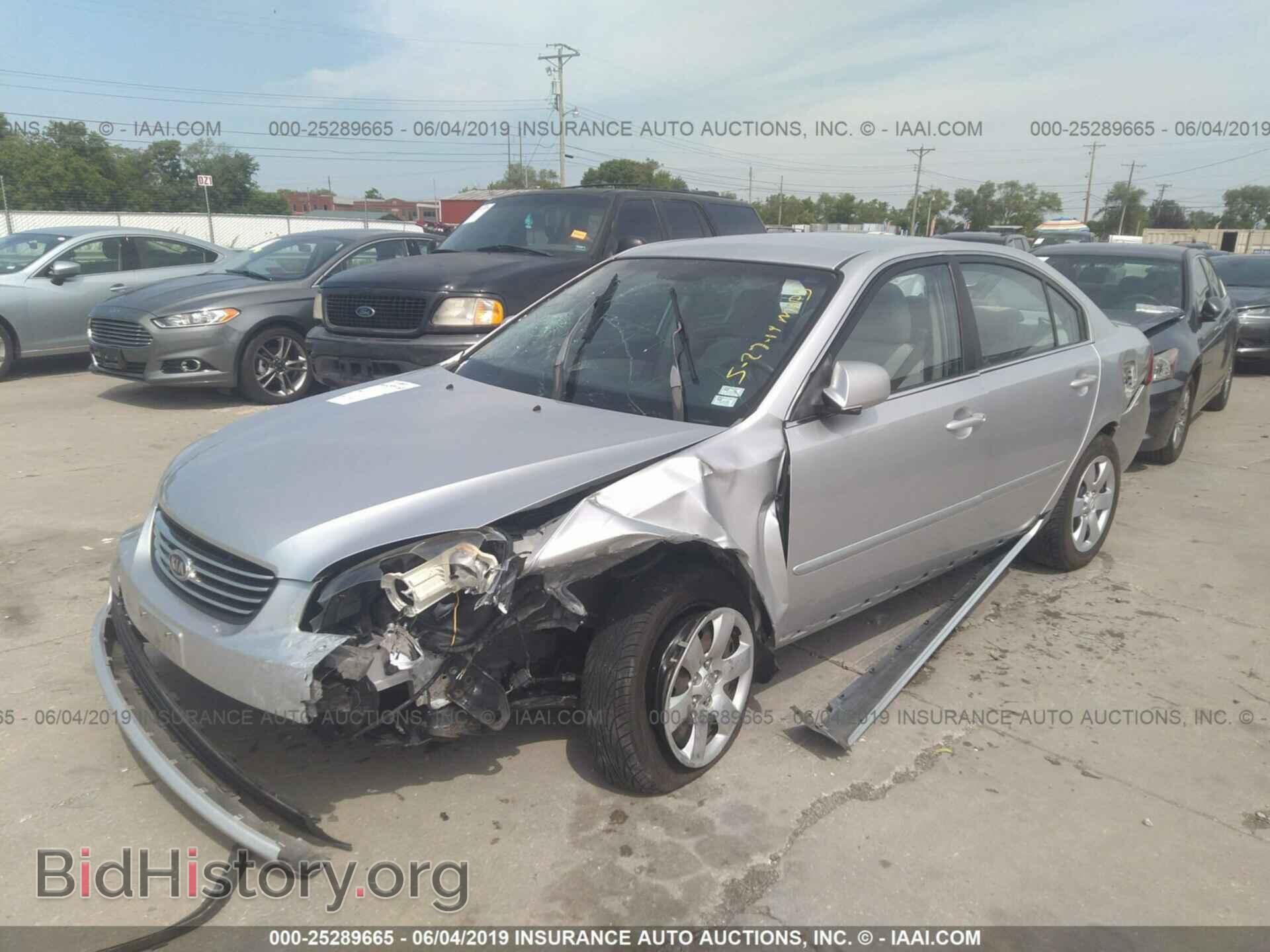 2007 KIA OPTIMA - VIN: KNAGE123275126030 - Фото 2