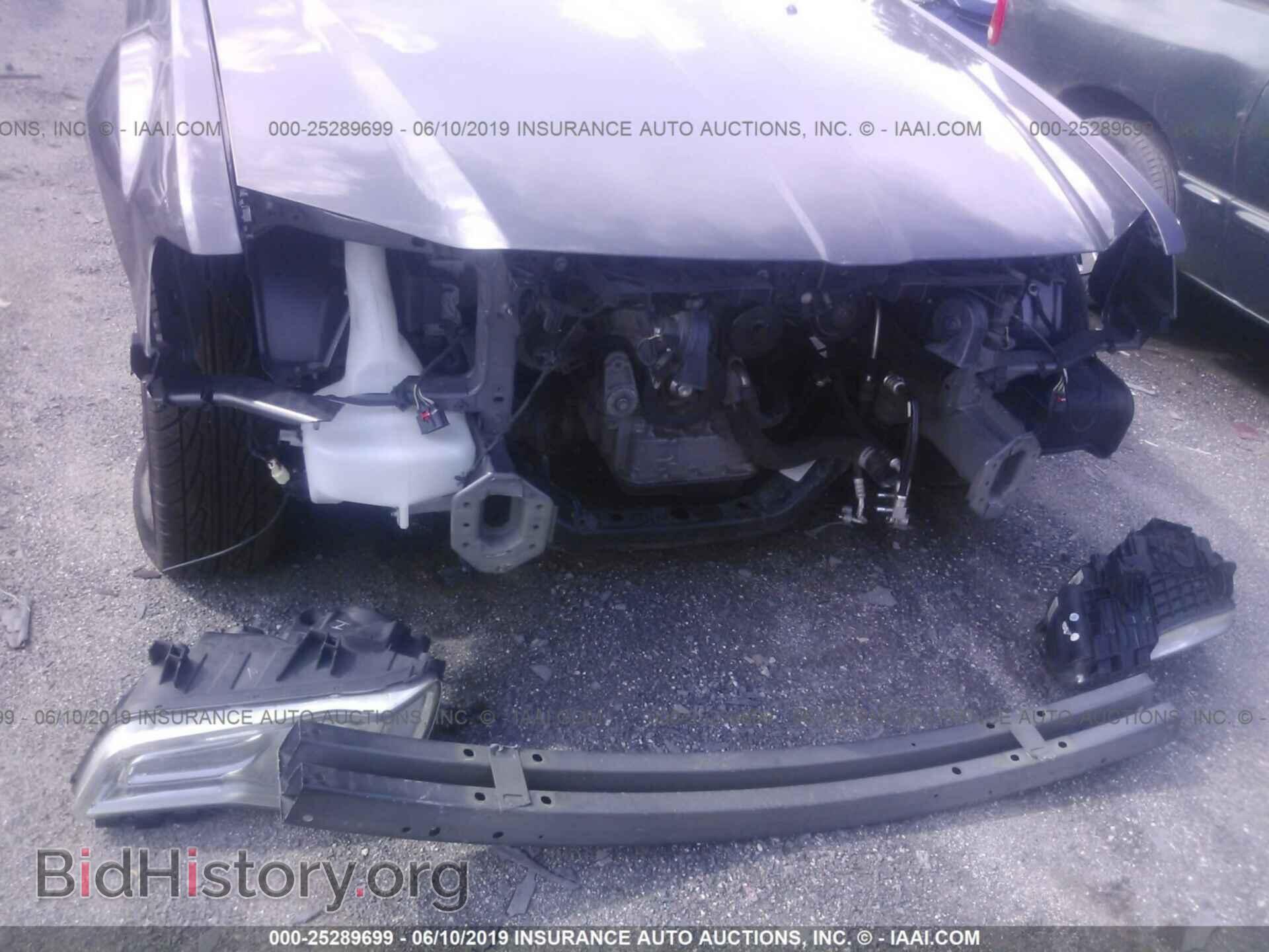 2015 CHRYSLER 300 - VIN: 2C3CCAAG1FH807383 - Фото 6