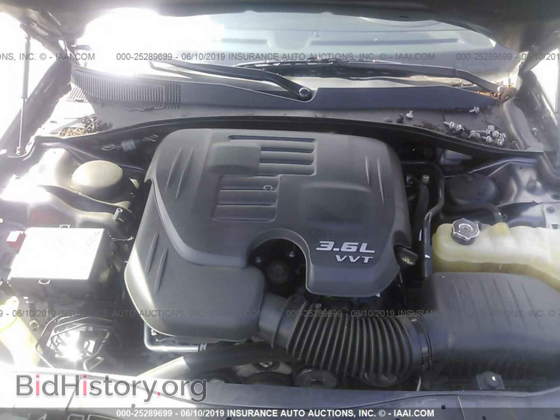 2015 CHRYSLER 300 - VIN: 2C3CCAAG1FH807383 - Фото 10