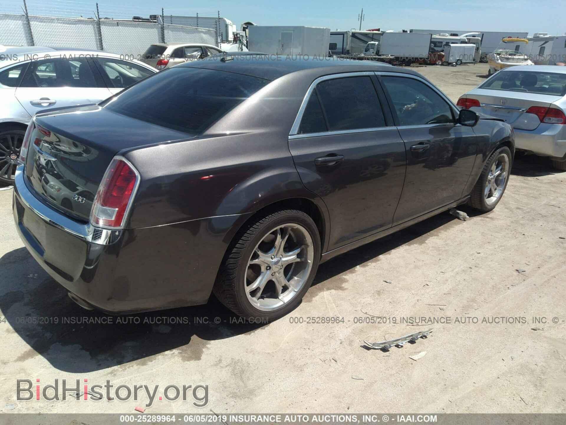 2013 CHRYSLER 300 - VIN: 2C3CCAAG9DH551622 - Photo 4