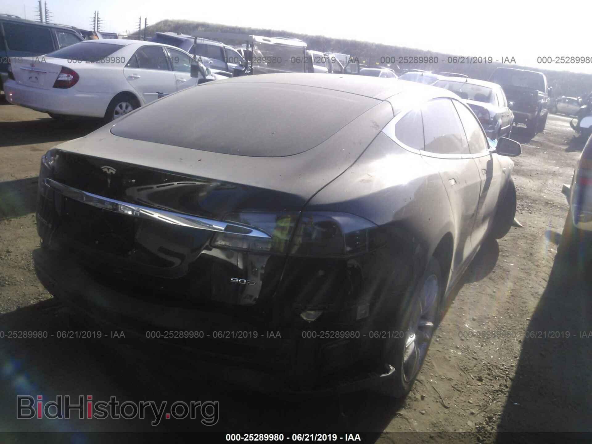 2015 TESLA MODEL S - VIN: 5YJSA1E21FF116999 - Фото 4