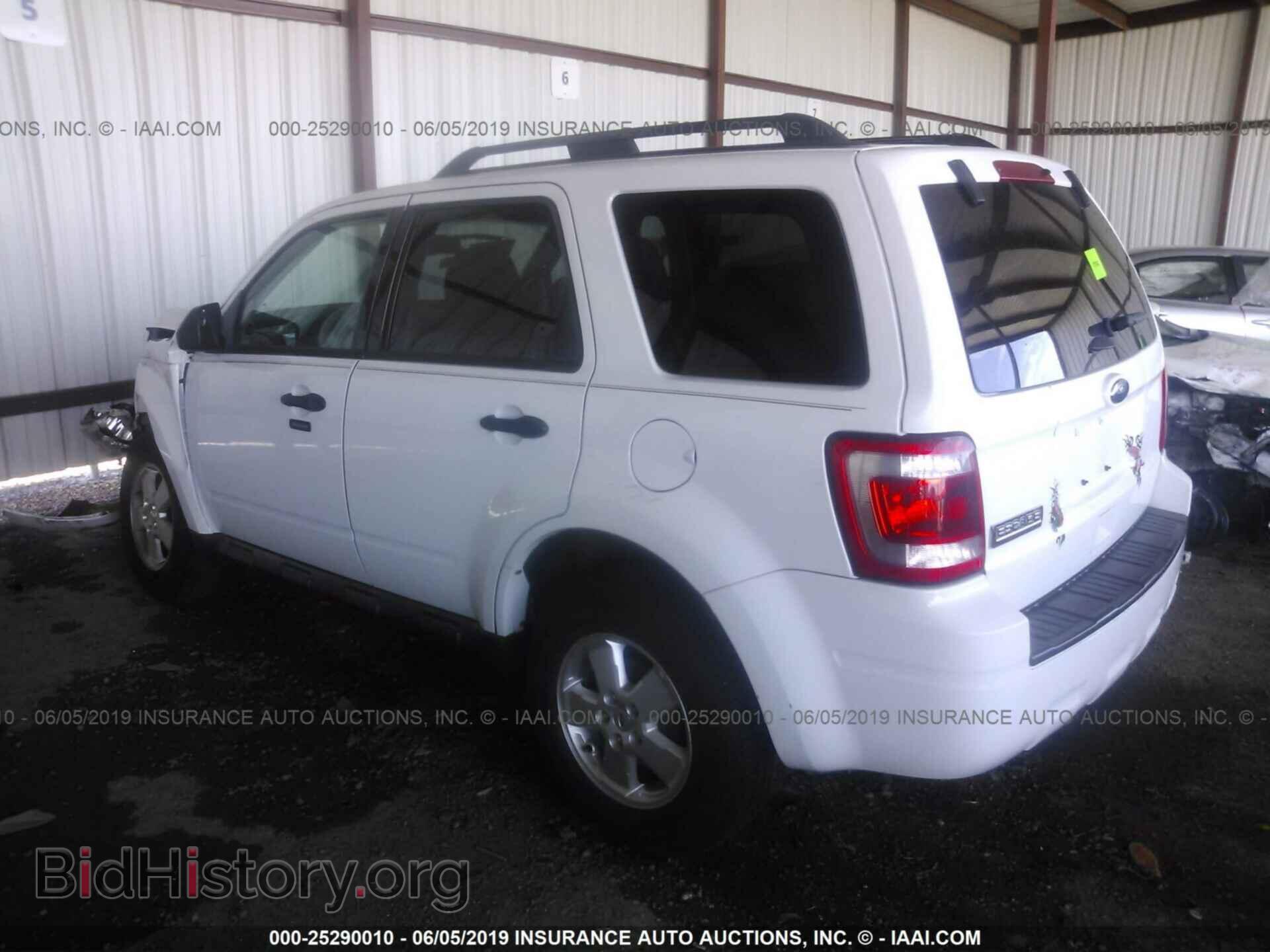 2011 FORD ESCAPE - VIN: 1FMCU0D71BKB66426 - Photo 3