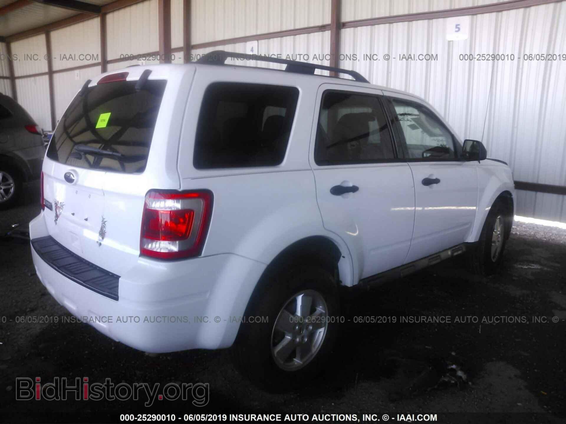 2011 FORD ESCAPE - VIN: 1FMCU0D71BKB66426 - Photo 4