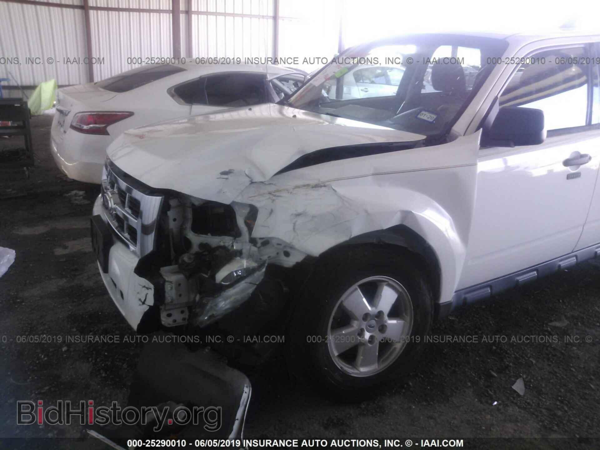 2011 FORD ESCAPE - VIN: 1FMCU0D71BKB66426 - Photo 6